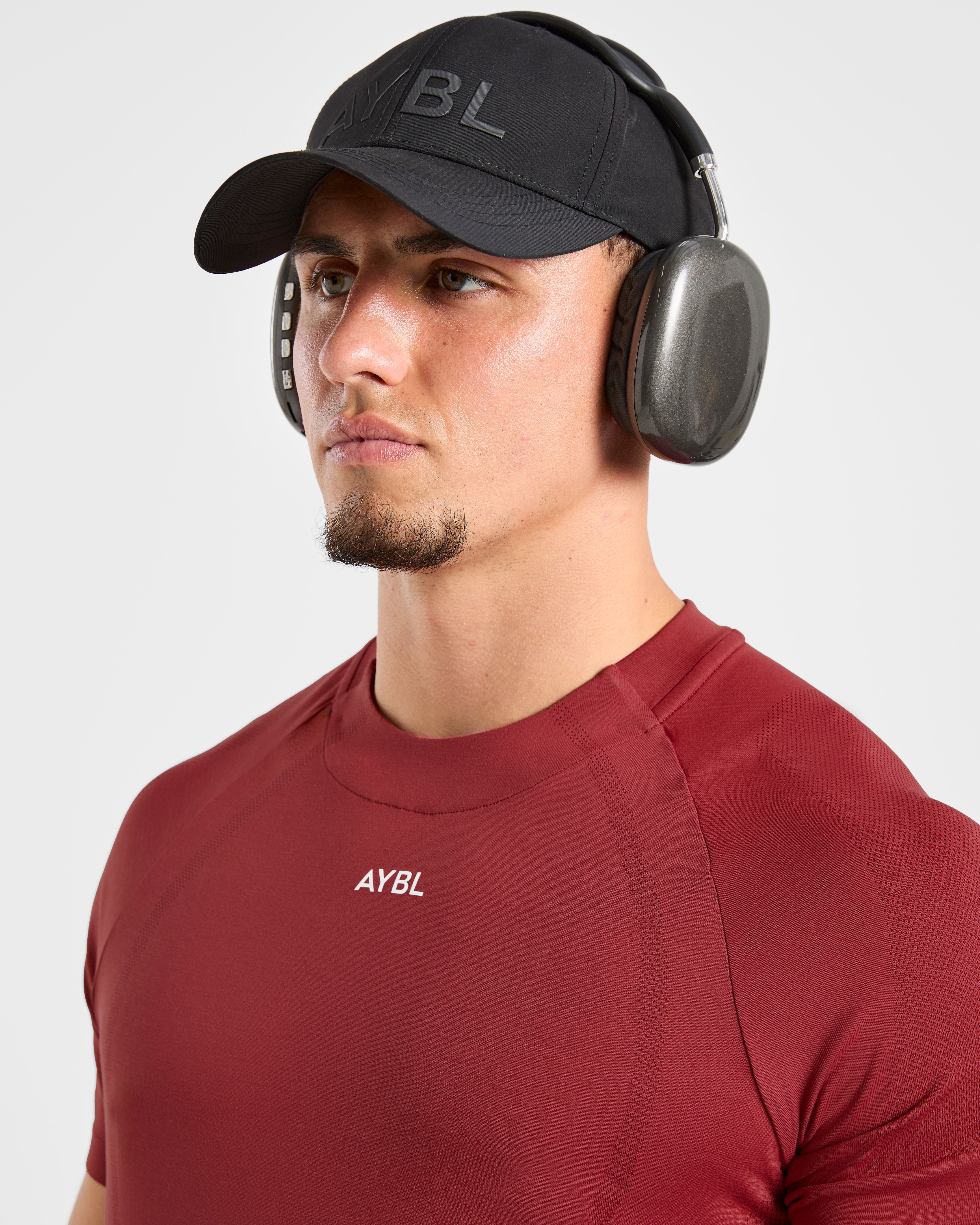 Attain Seamless T Shirt - Maroon Red