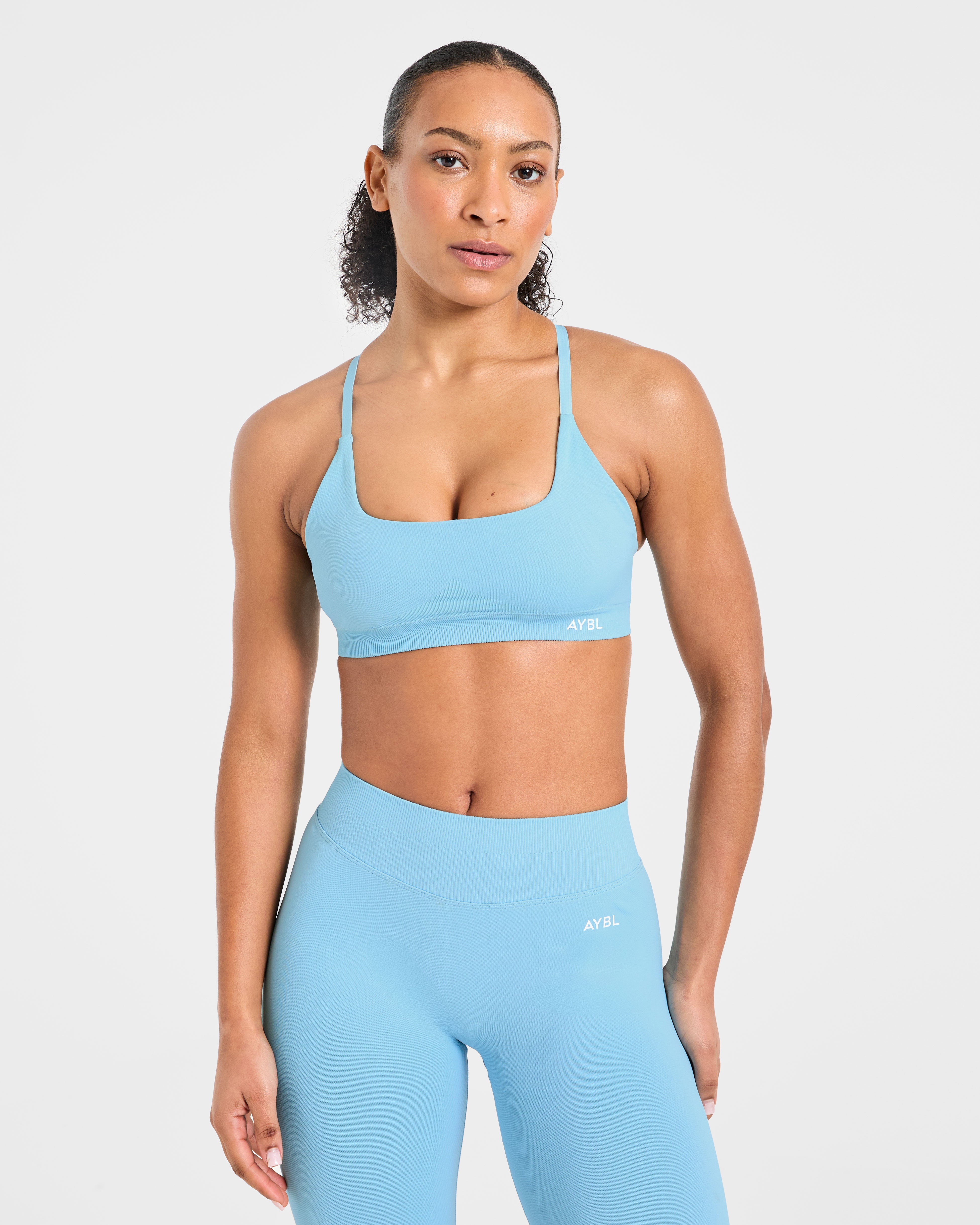 Enhance Seamless Sports Bra - Powder Blue