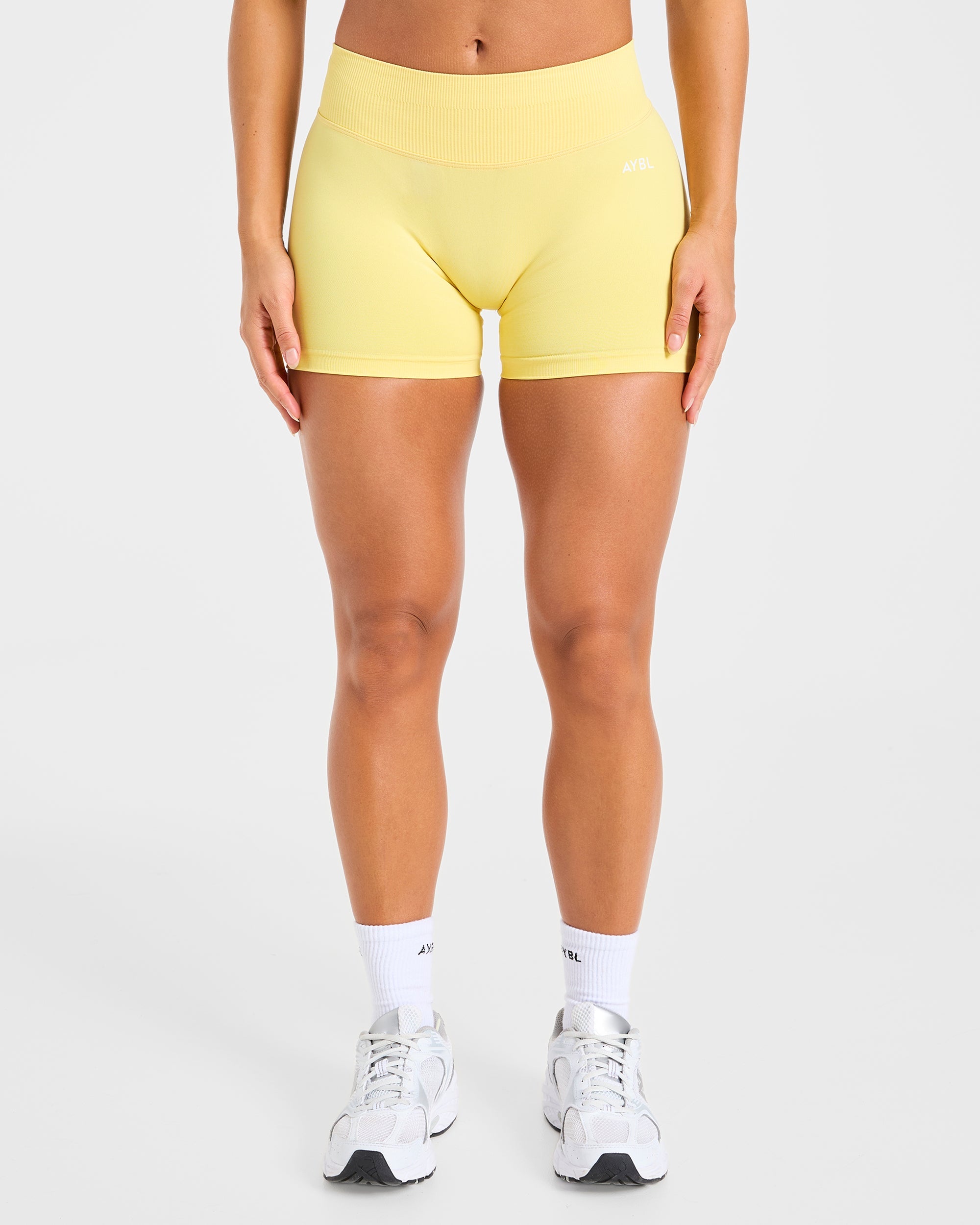 Enhance Seamless Shorts | 3.5" - Bright Yellow
