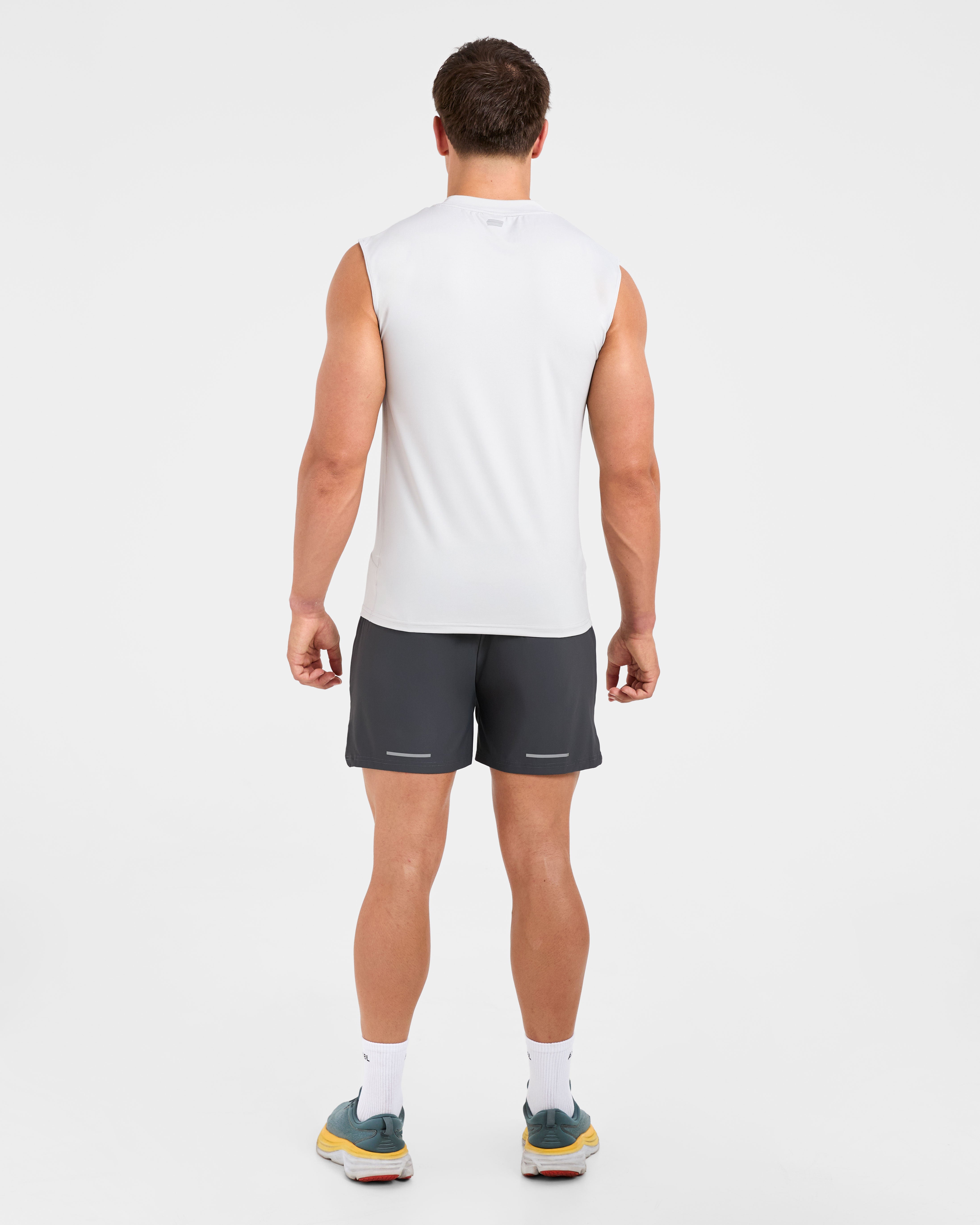 Run 5" Shorts - Hurricane Grey