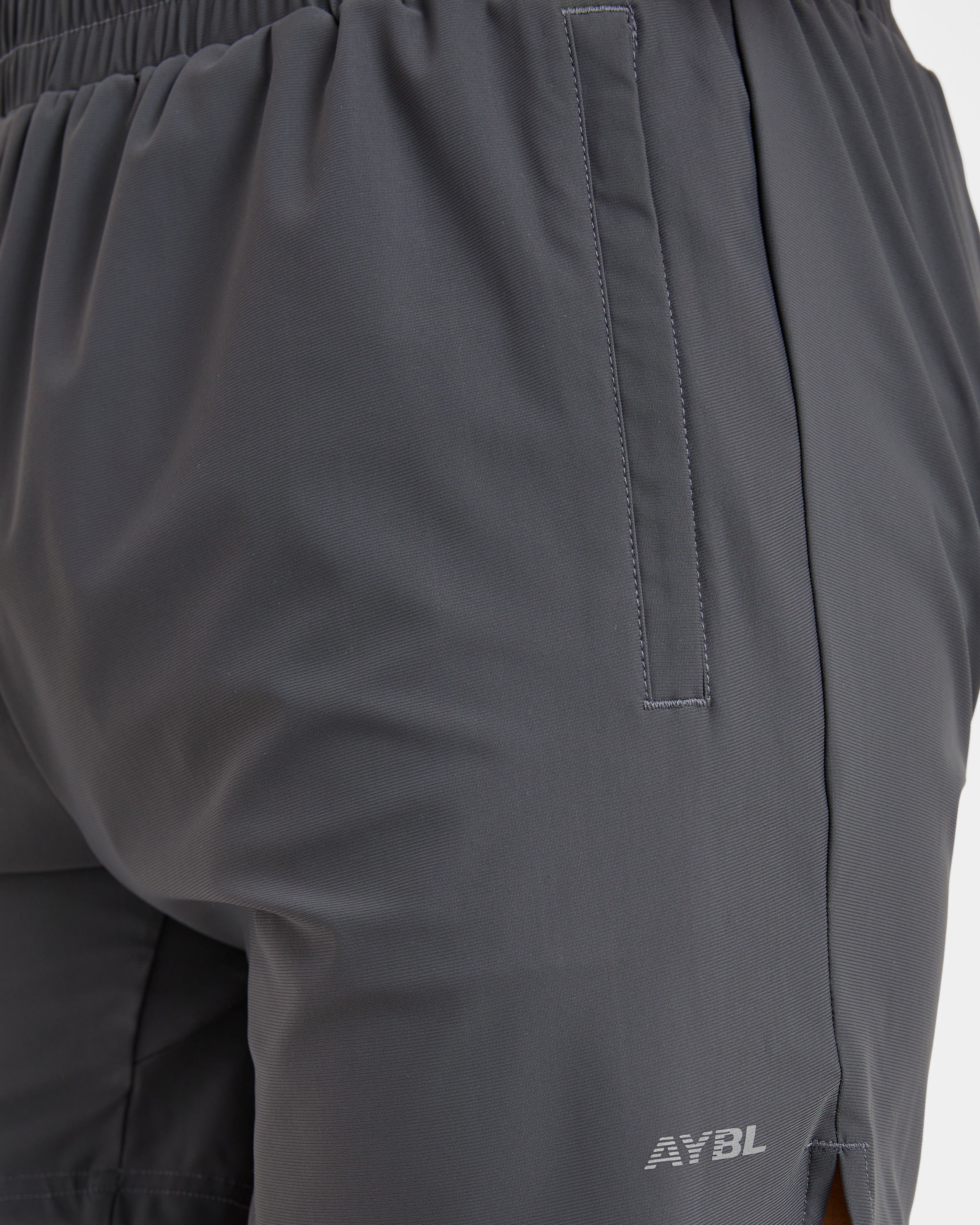 Run 5" Shorts - Hurricane Grey