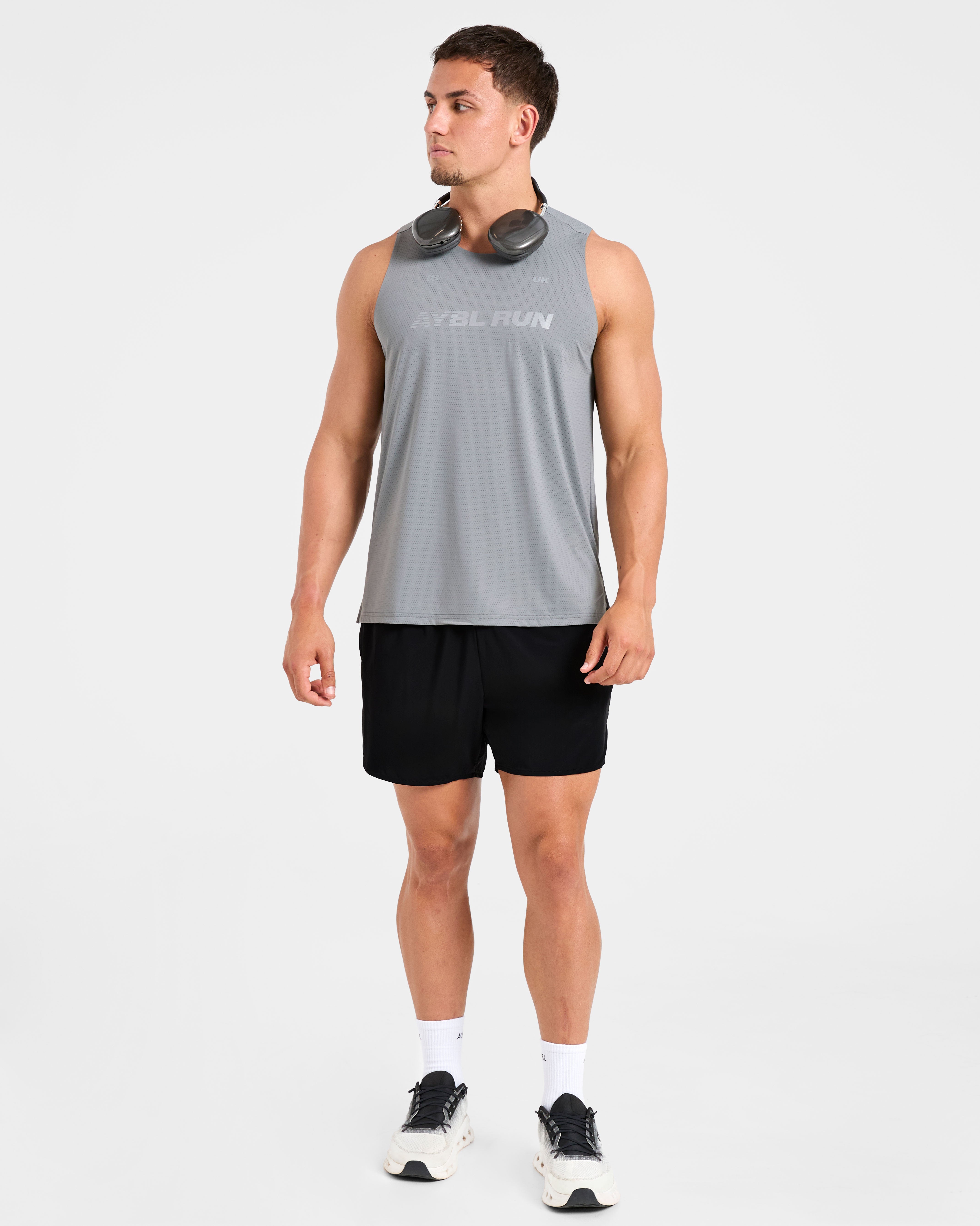 Run Speed Shorts - Black