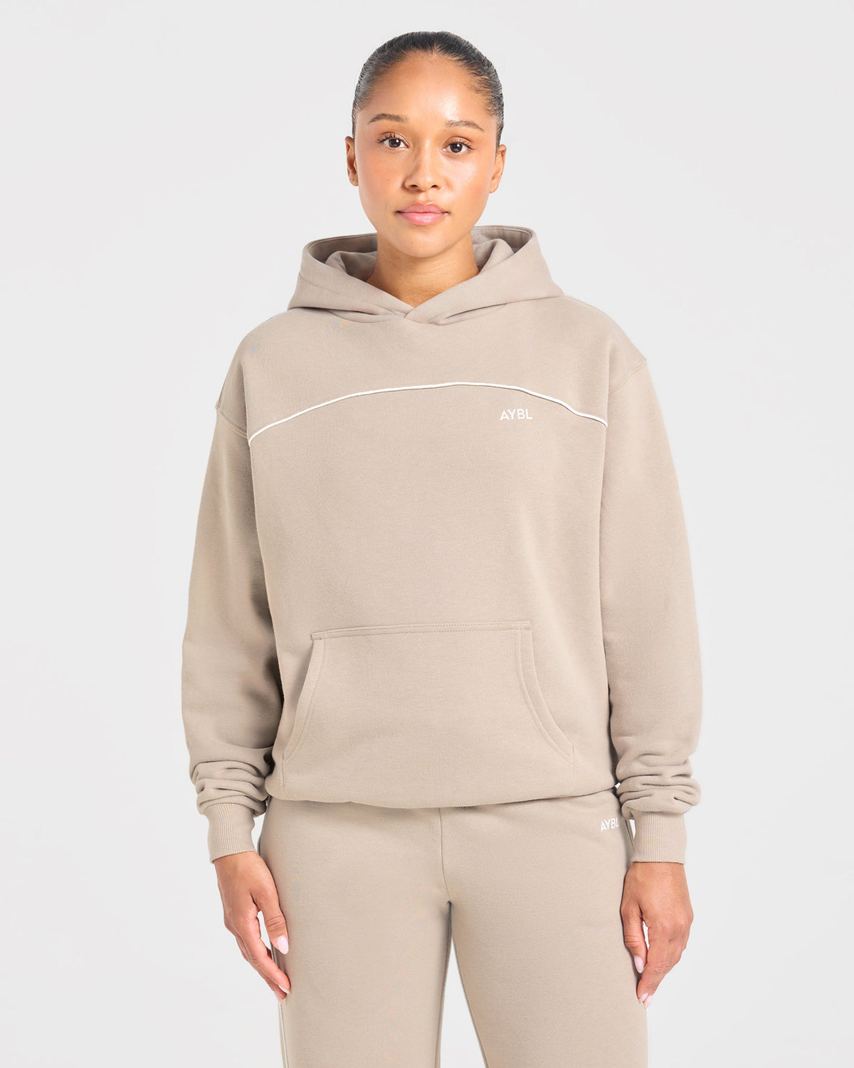 Form Hoodie - Mocha