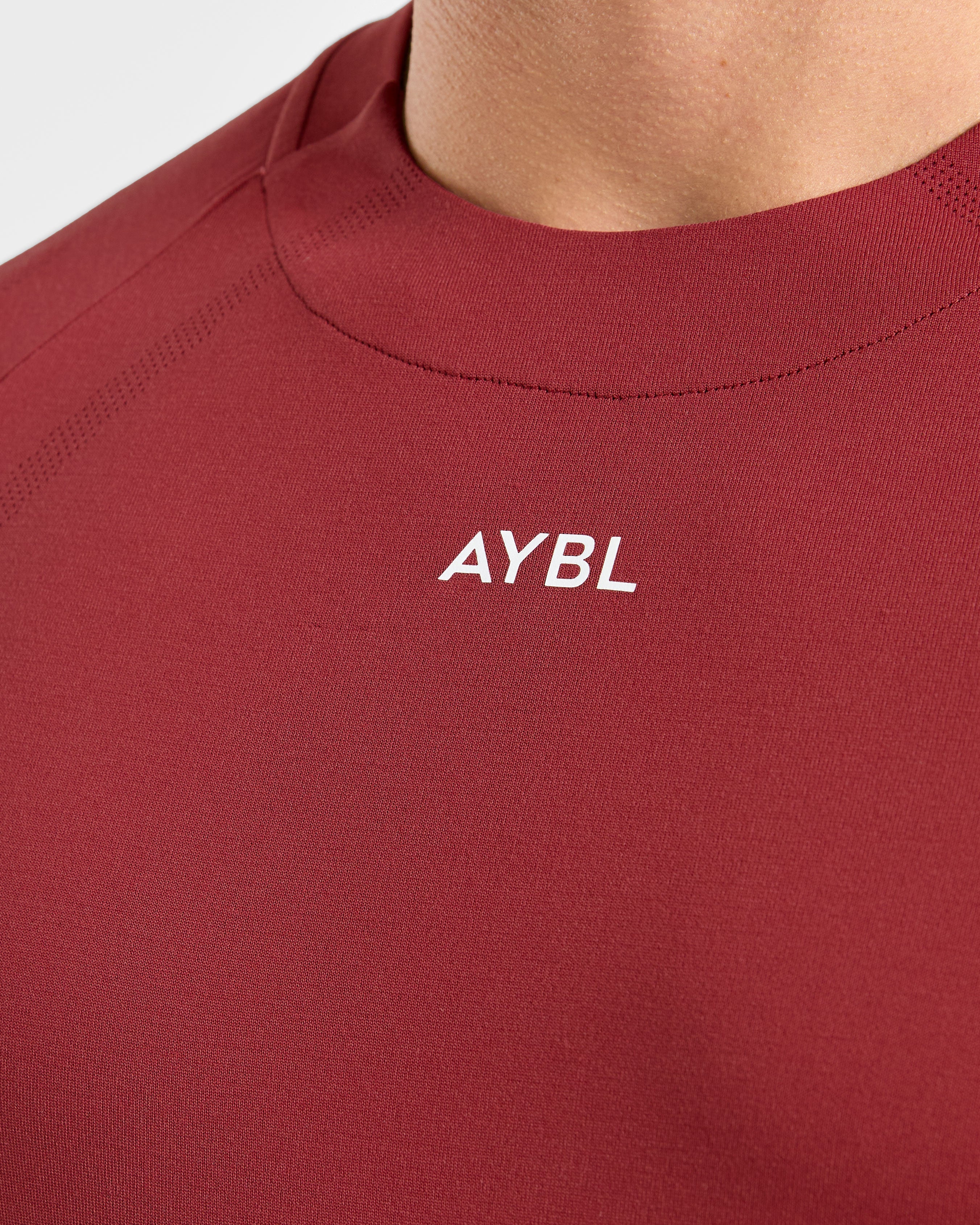 Attain Seamless T Shirt - Maroon Red