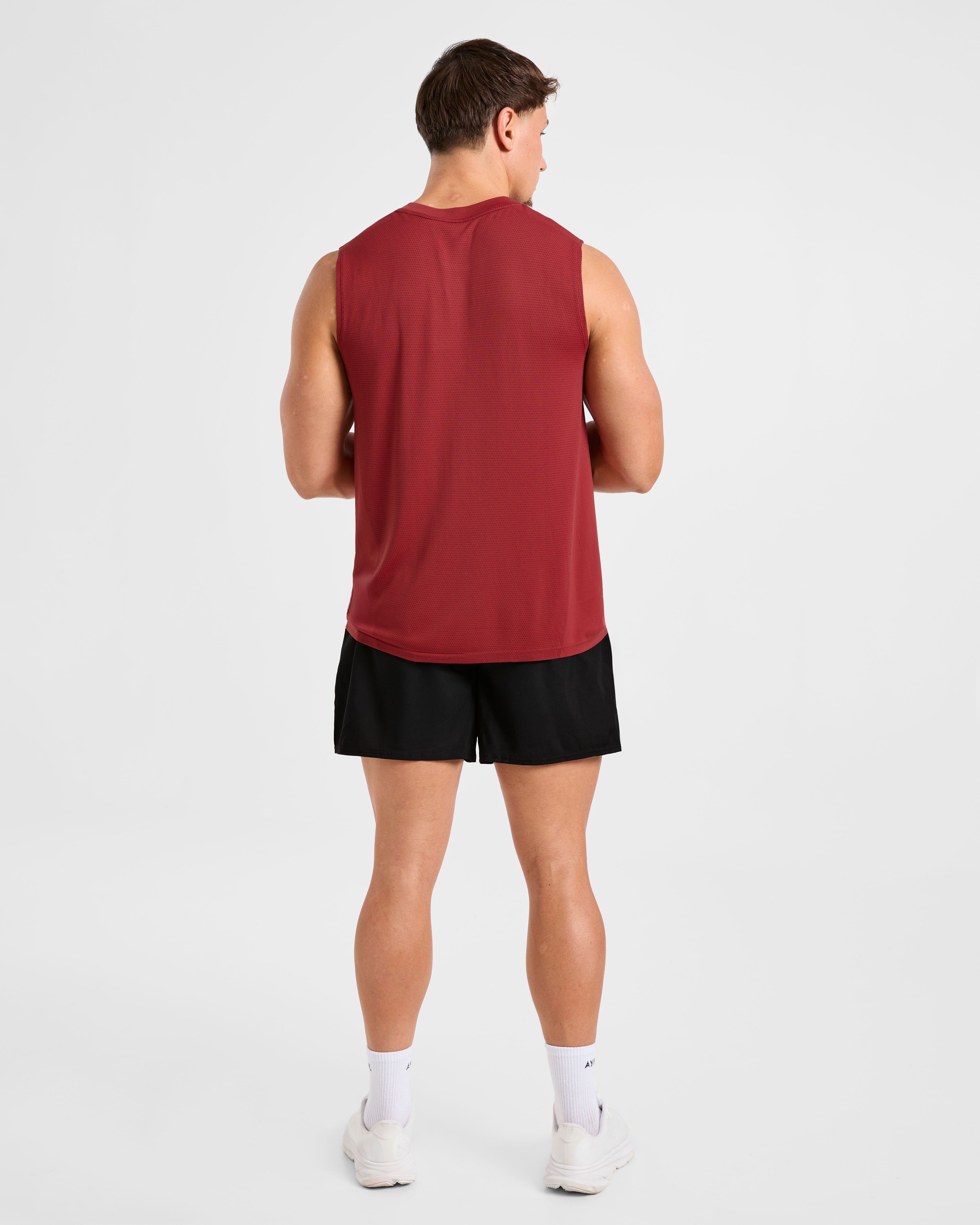 Attain Seamless Vest - Maroon Red