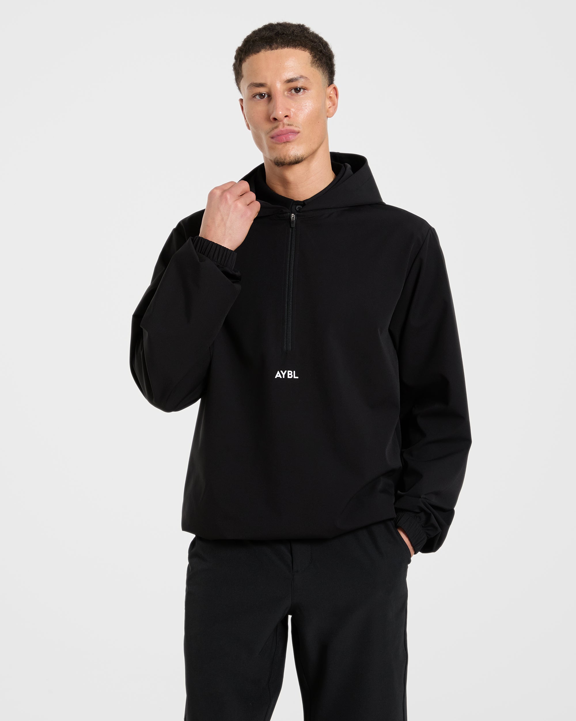Precision 1/4 Zip Wind Pullover - Black