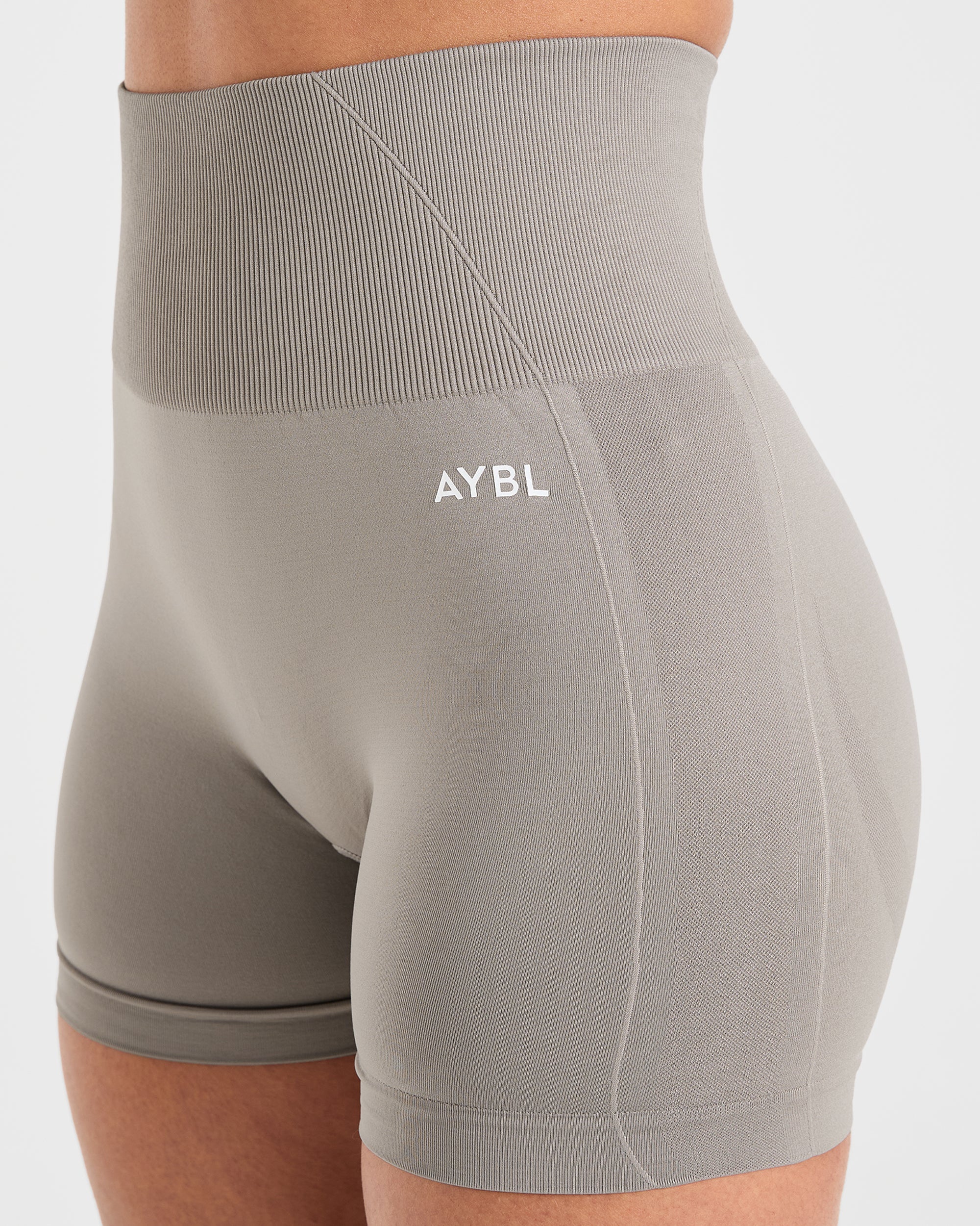 Empower Seamless Shorts - Taupe