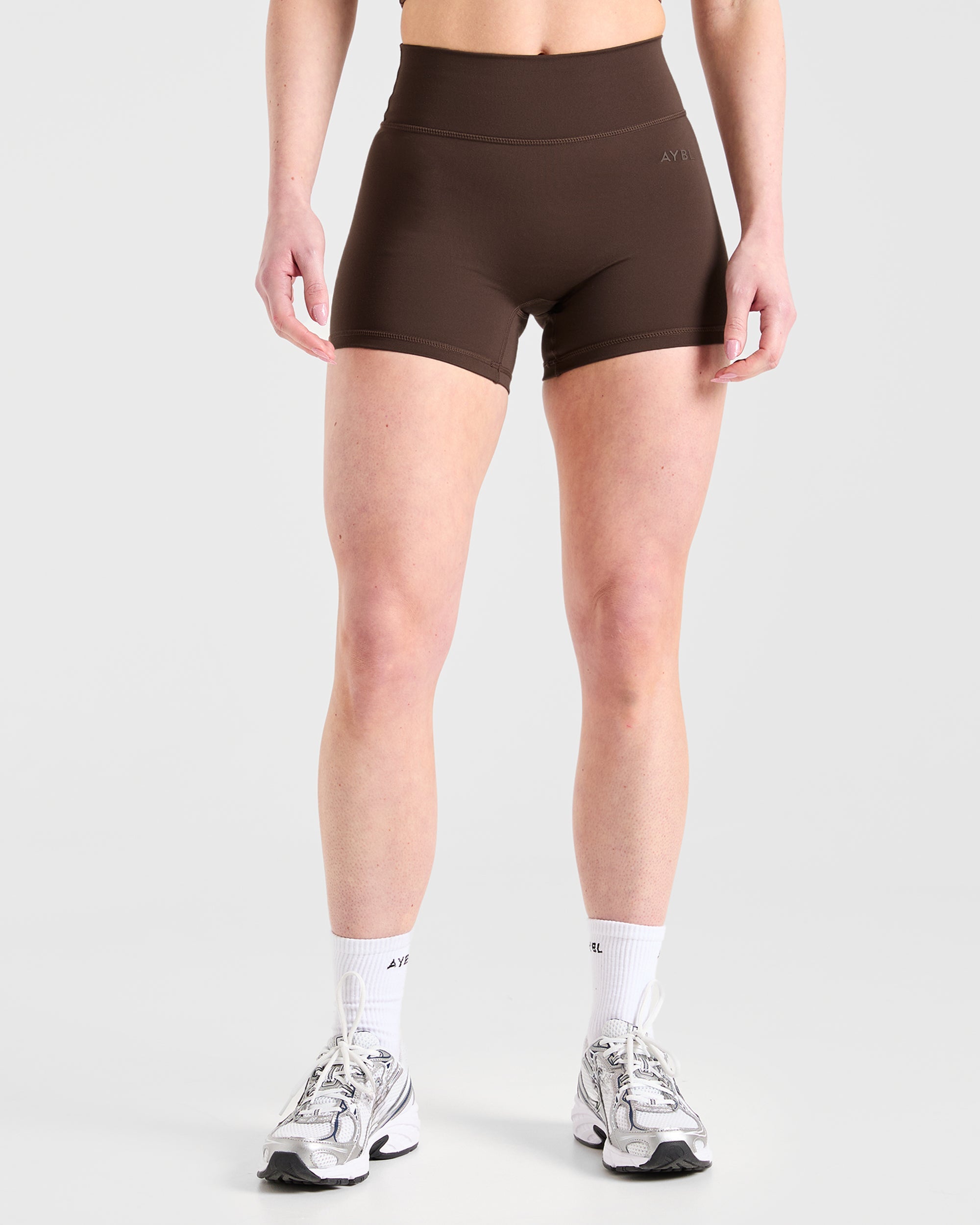 Staple Shorts - Brown