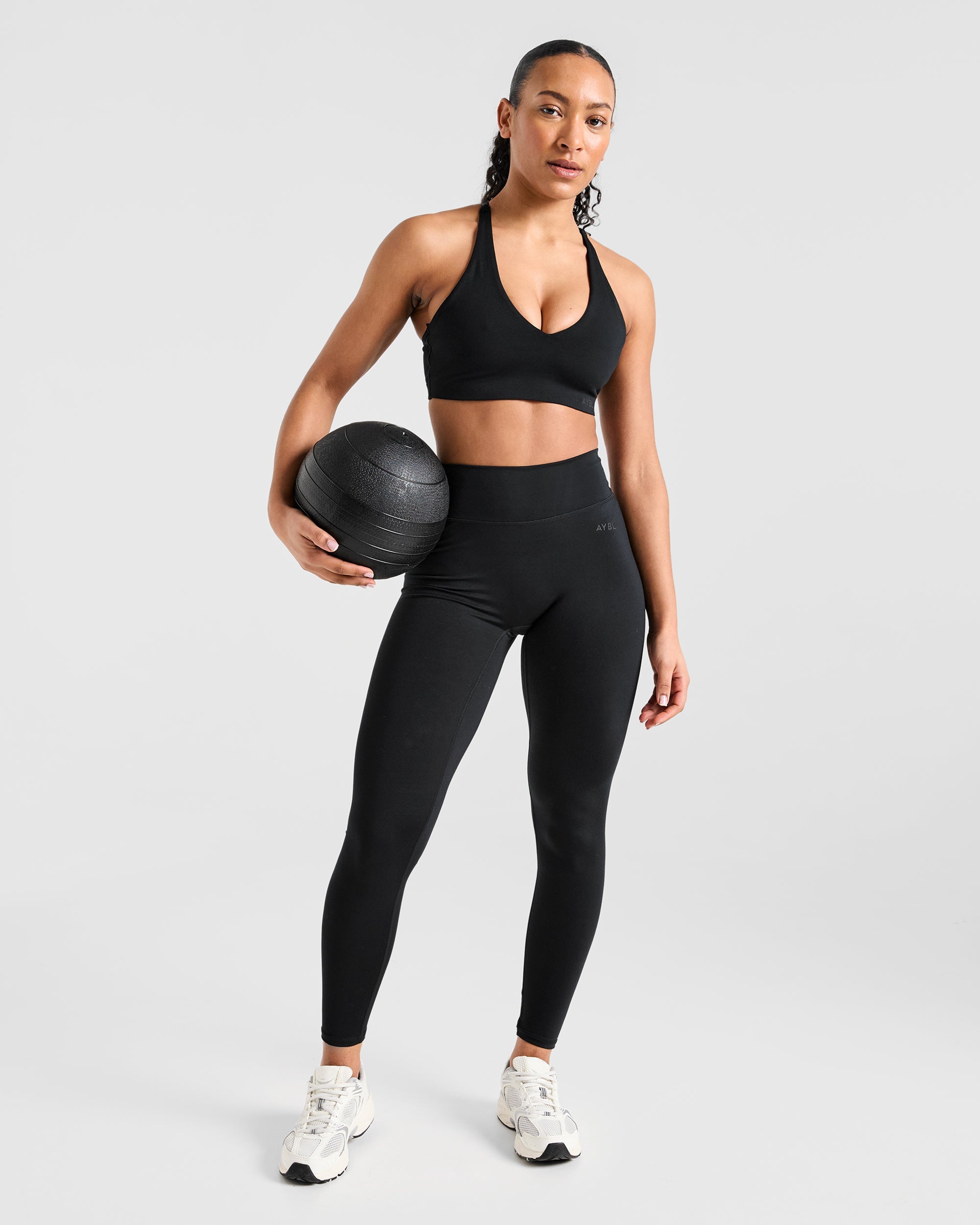 Staple Sports Bra - Black