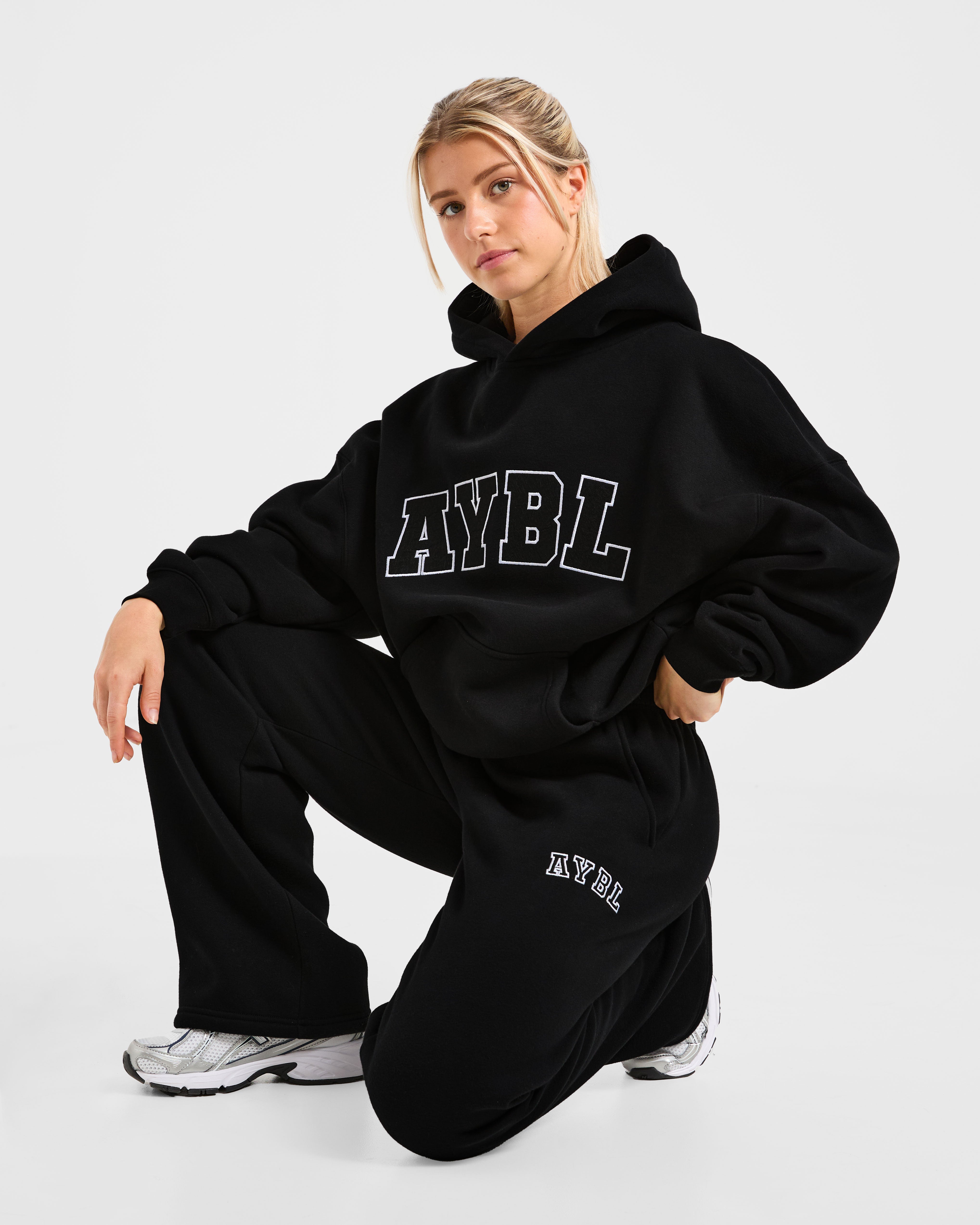 Varsity 2.0 Oversized Hoodie - Black