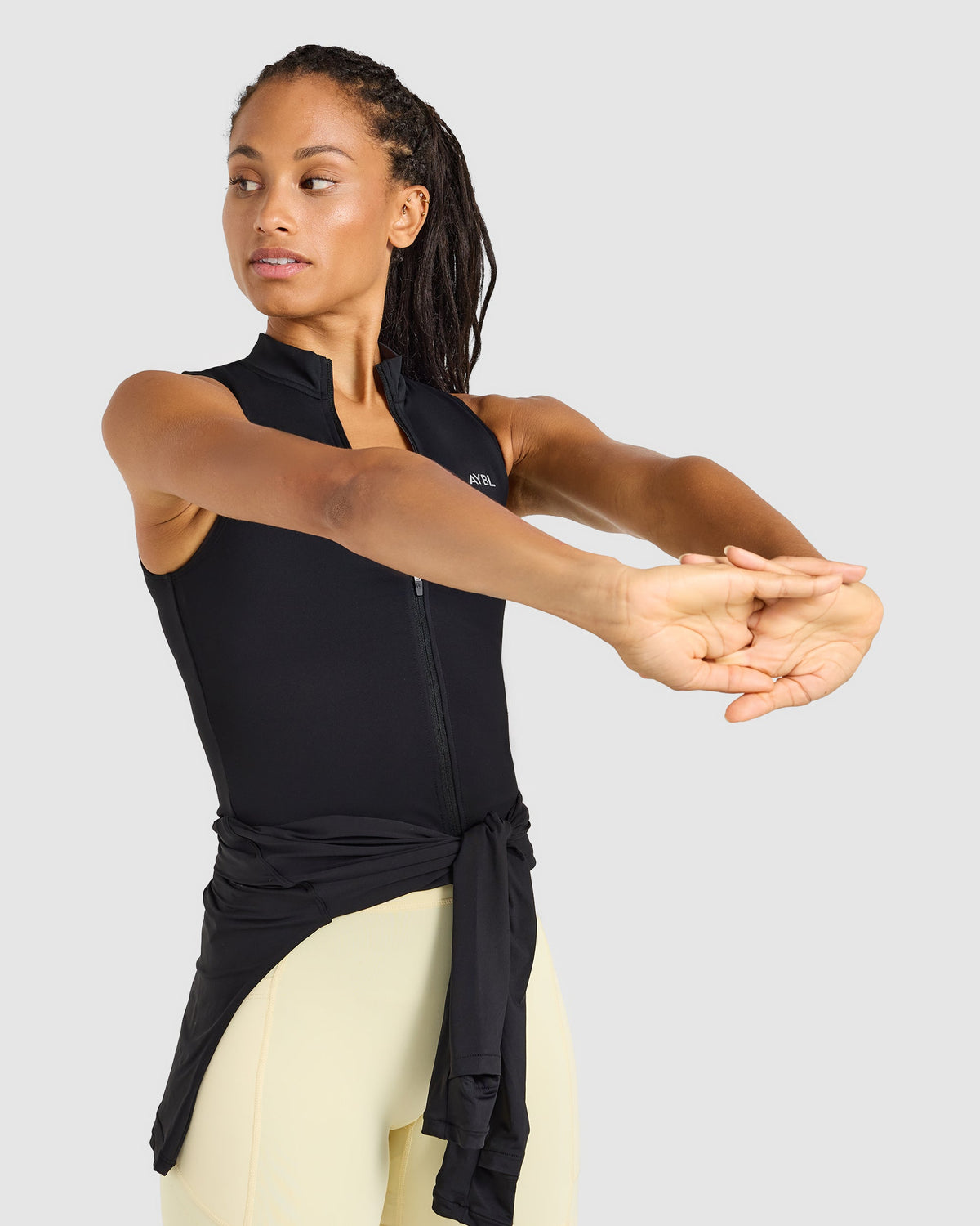 Run Sleeveless Zip Up Jacket - Black