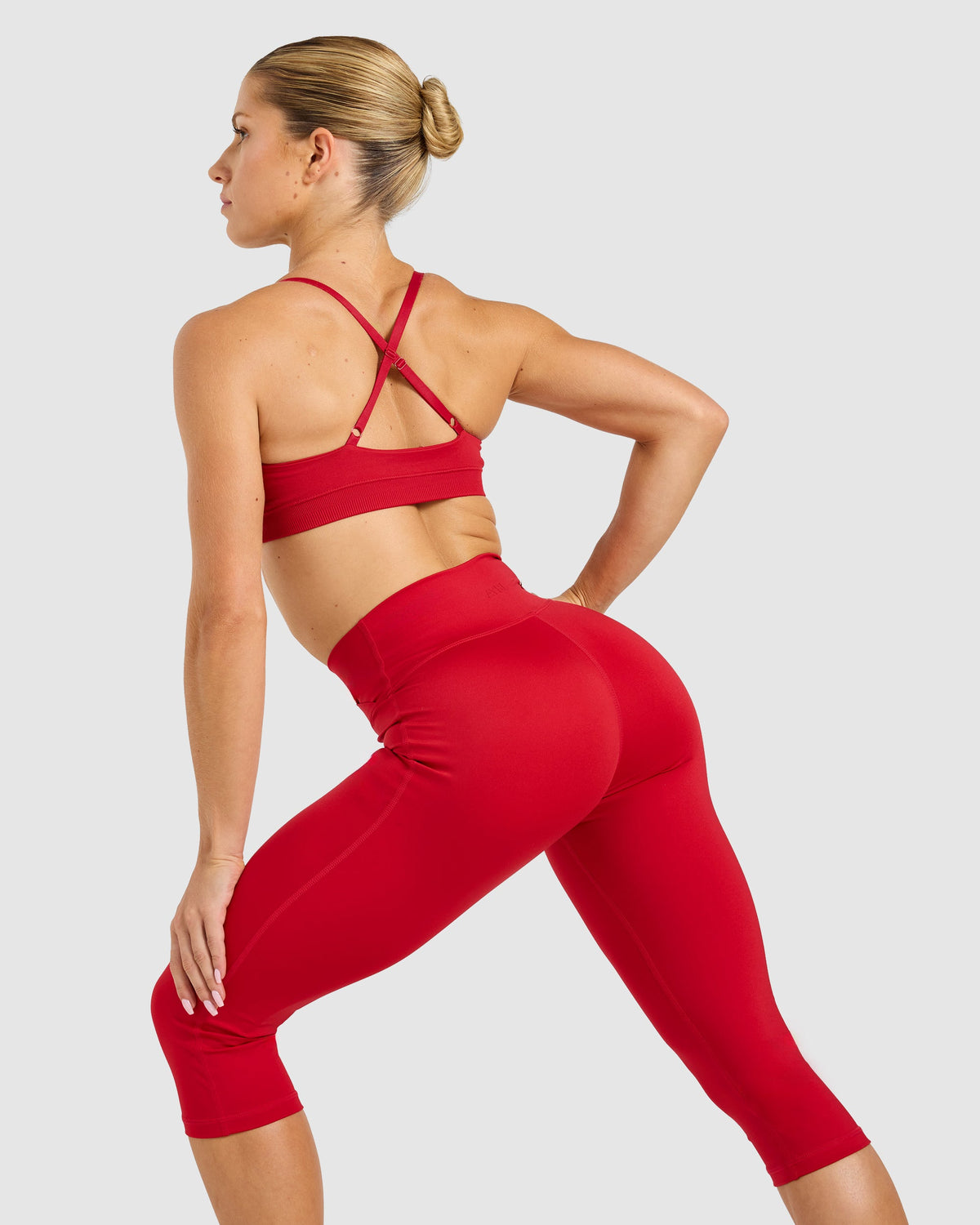 Sculpt Wrap Capri - Red