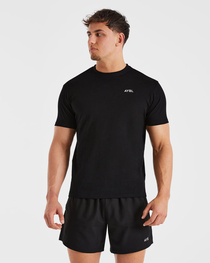 Slim Essential T-Shirt main image 1