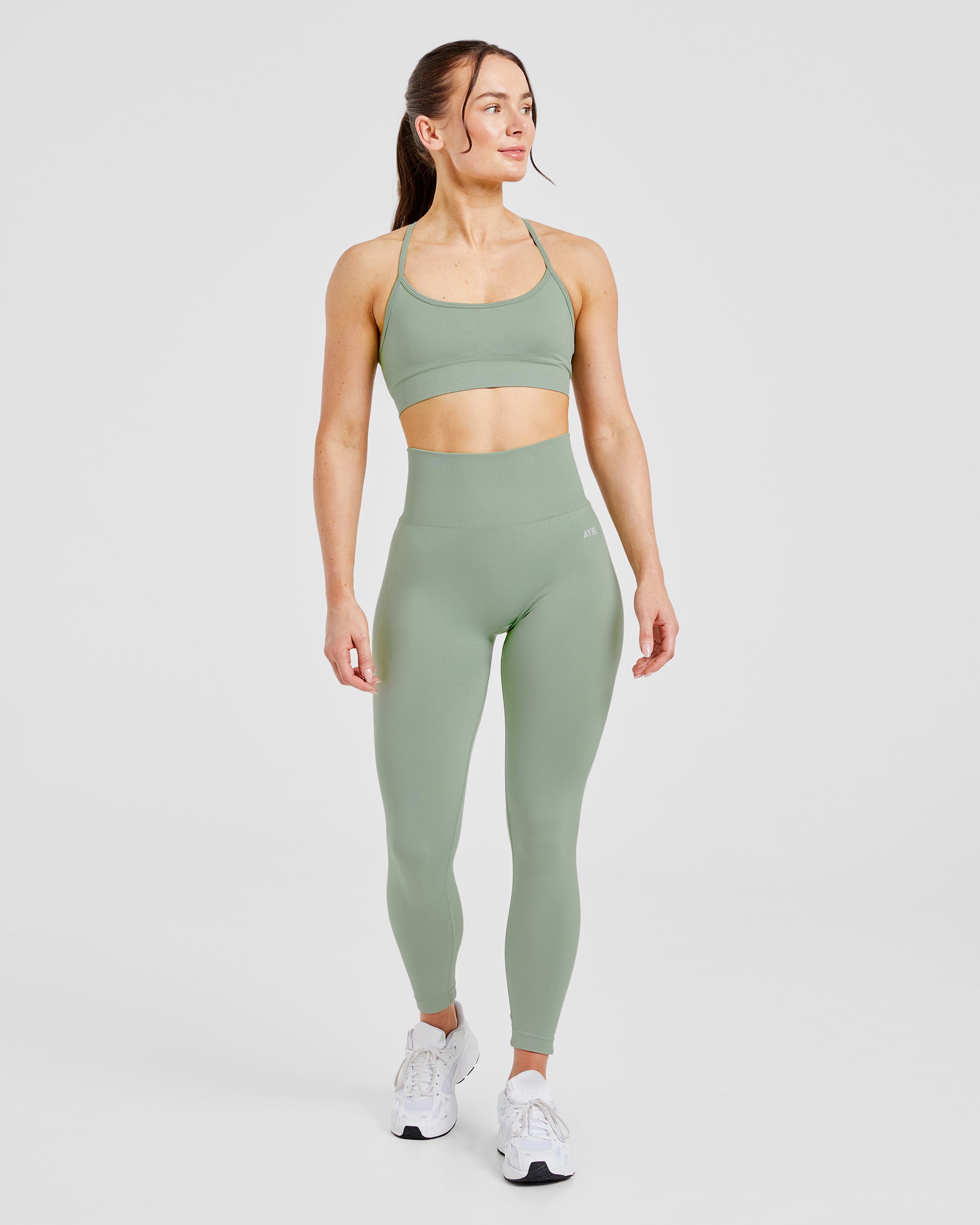 Empower Seamless Sports Bra - Grove Green