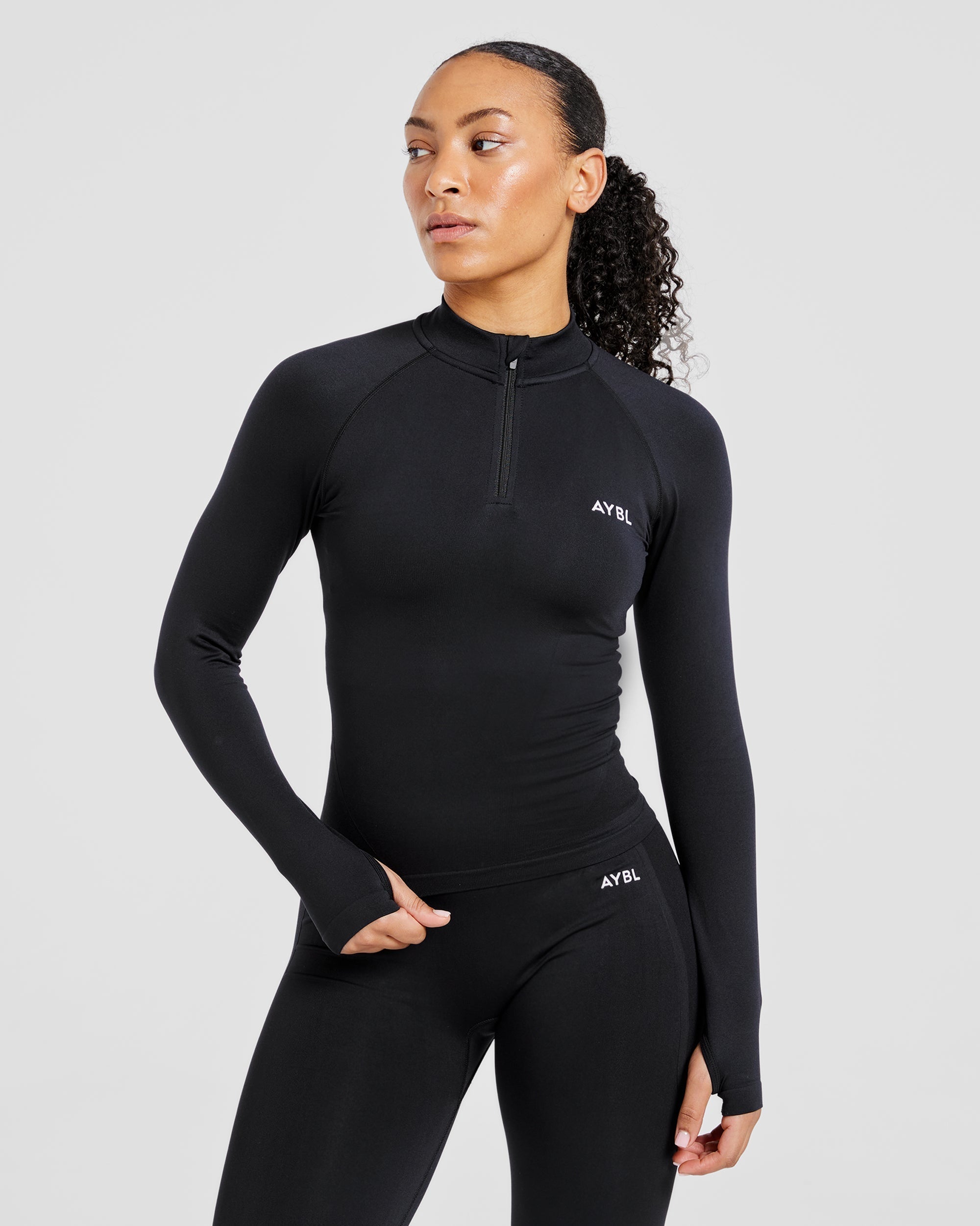 Empower Seamless 1/2 Zip Jacket - Black