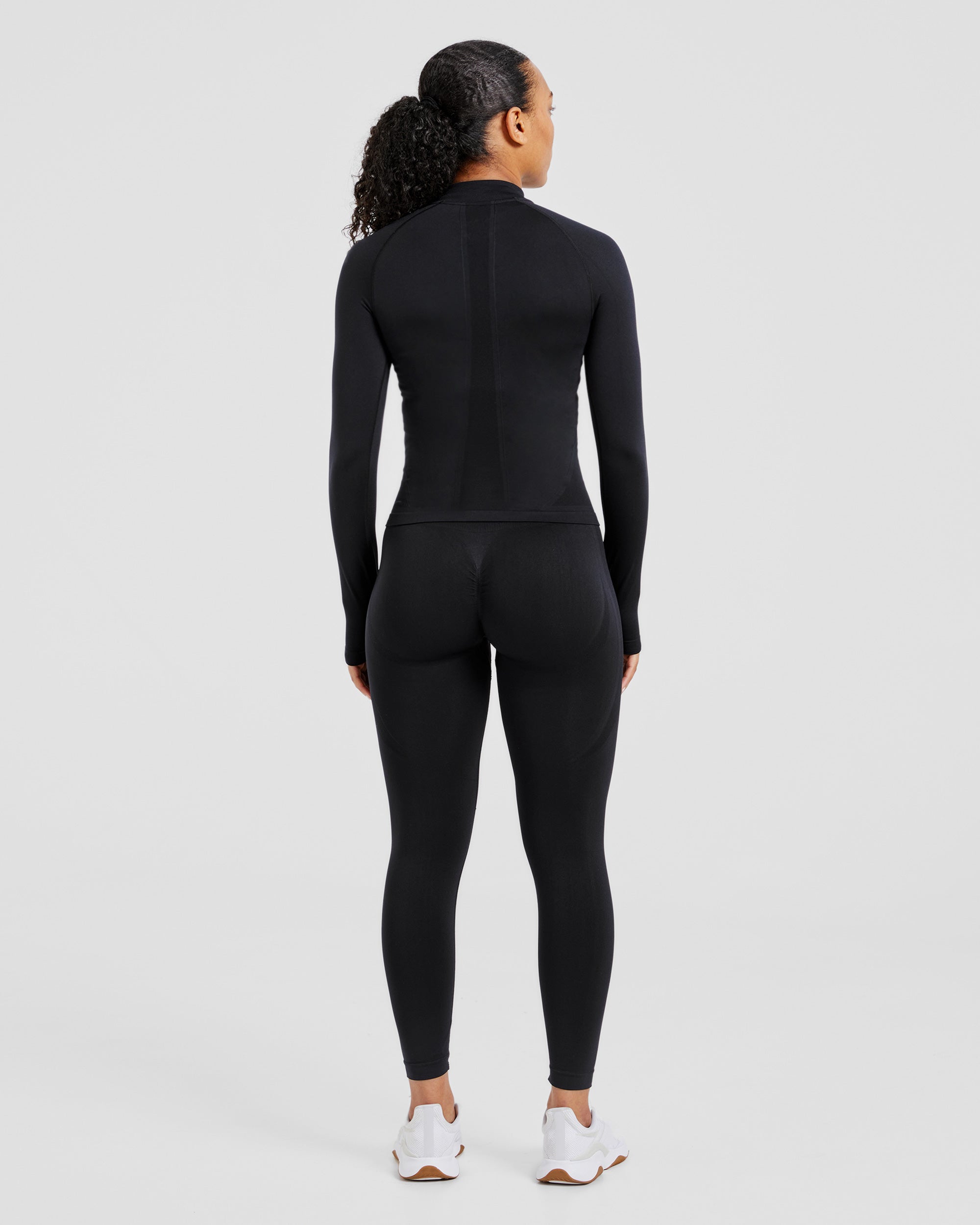 Empower Seamless 1/2 Zip Jacket - Black