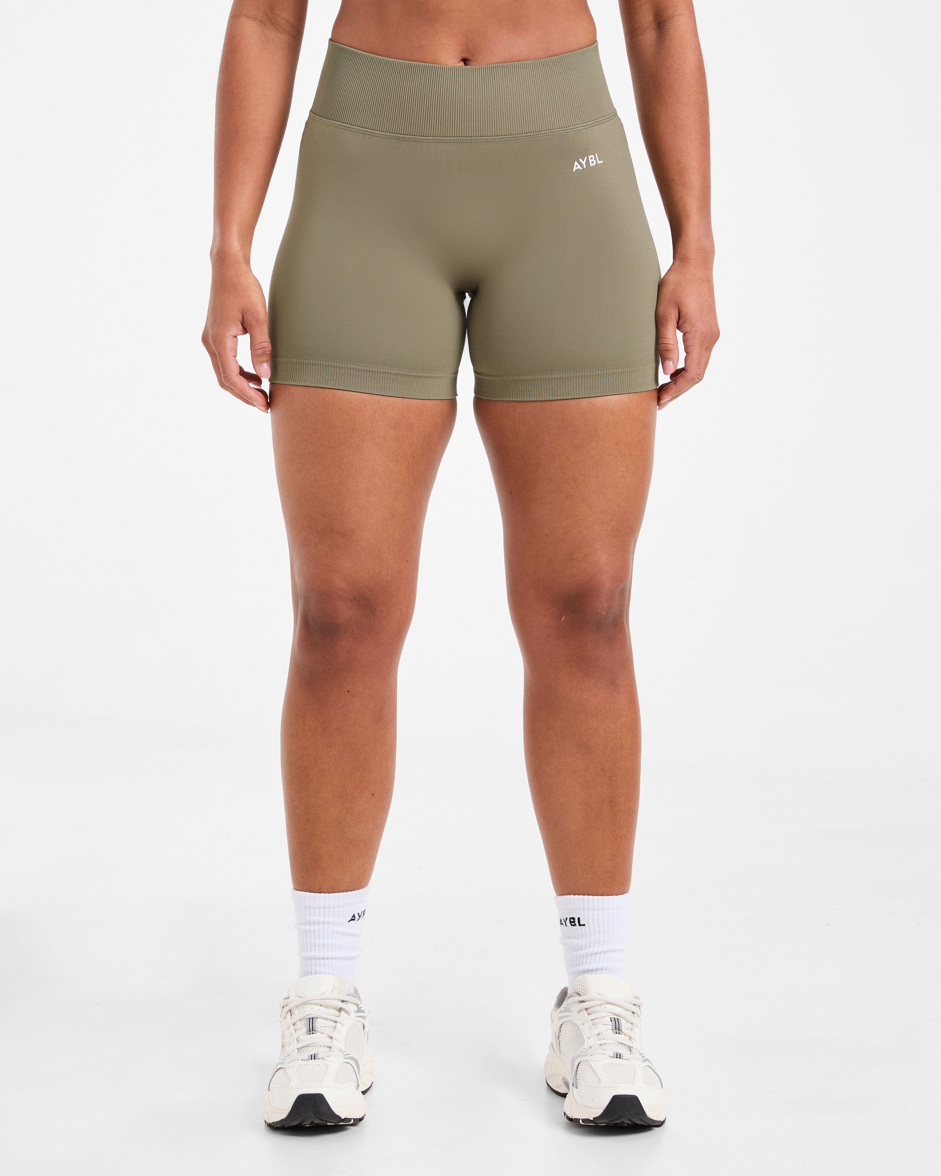 Adapt Seamless Shorts - Muted Olive
