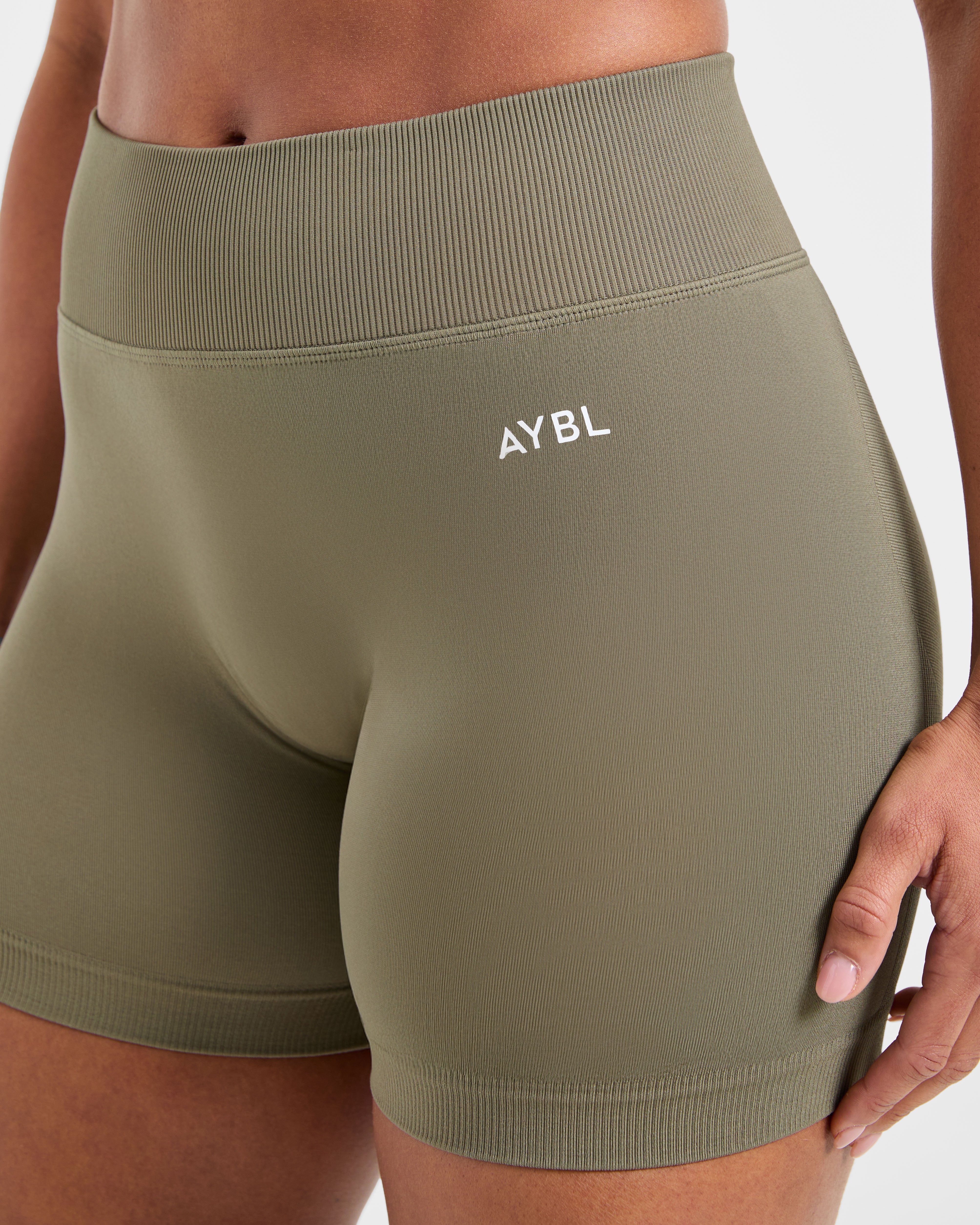 Adapt Seamless Shorts - Muted Olive