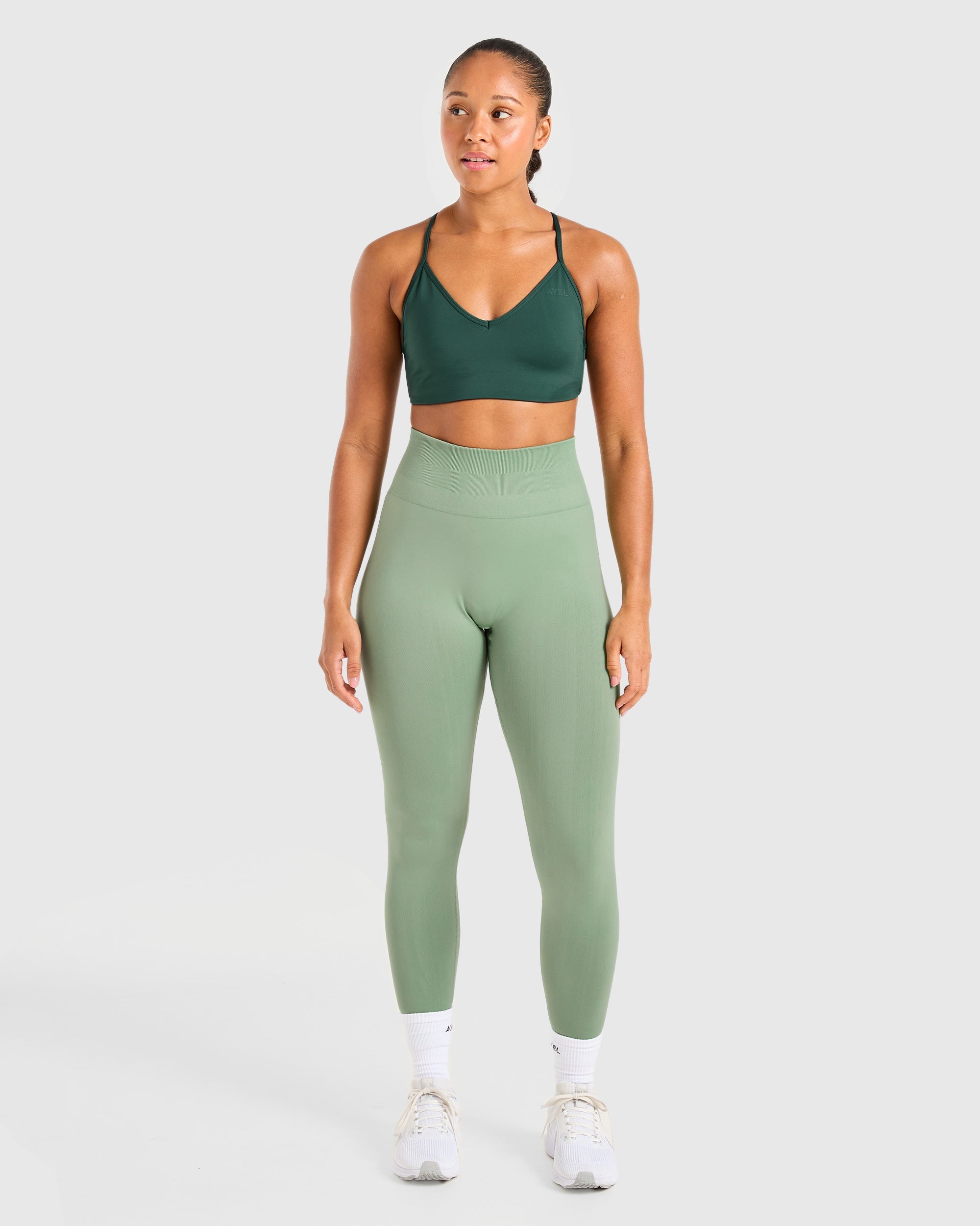 Essential Crossback Sports Bra - Deep Green