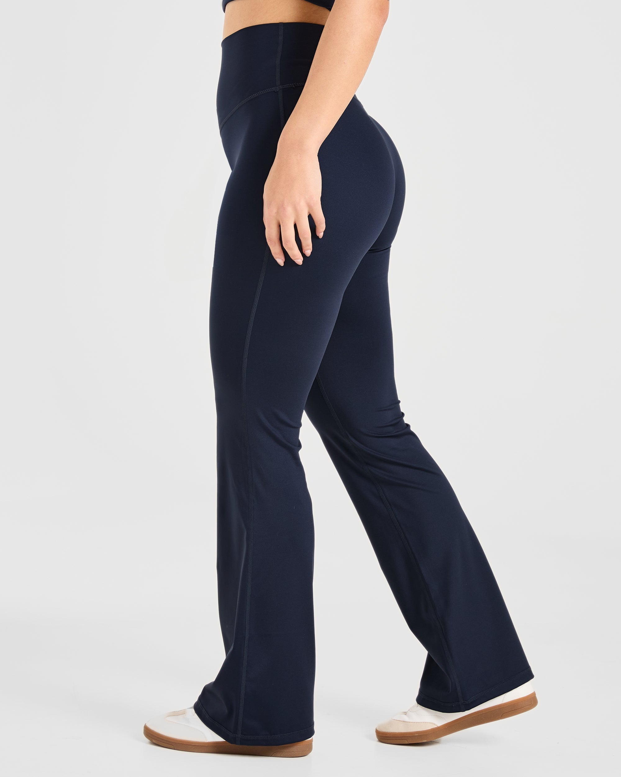 Sculpt Flared Leggings - Deep Navy