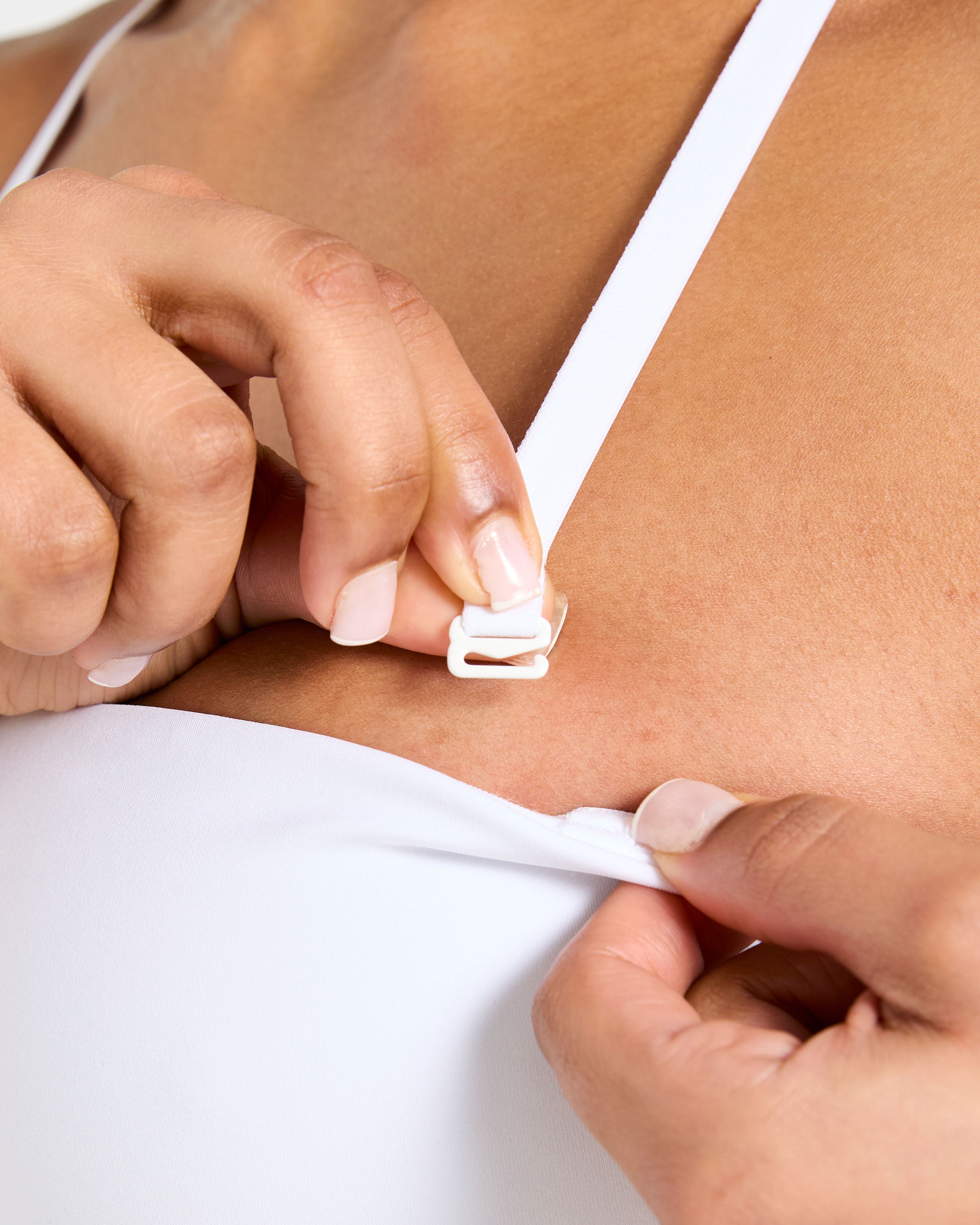 Essential Bandeau Sports Bra - White