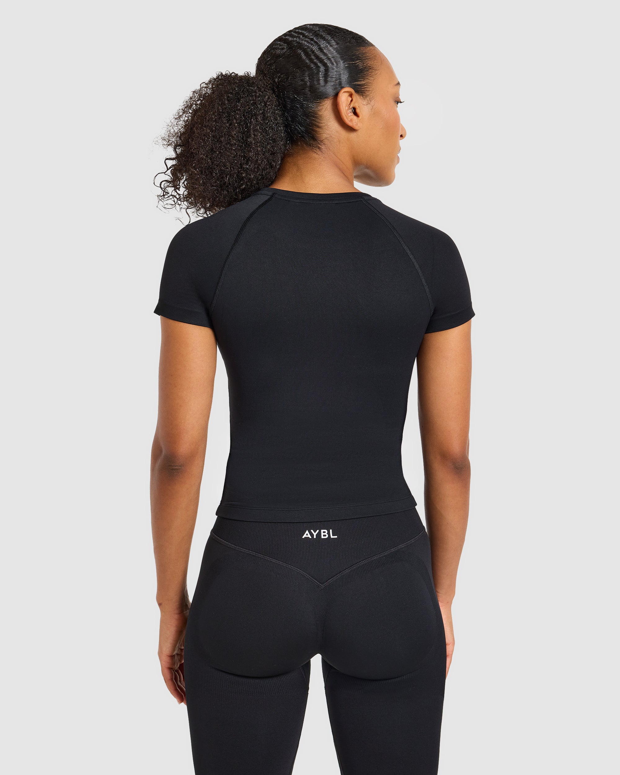 Enhance Seamless Short Sleeve Top - Black