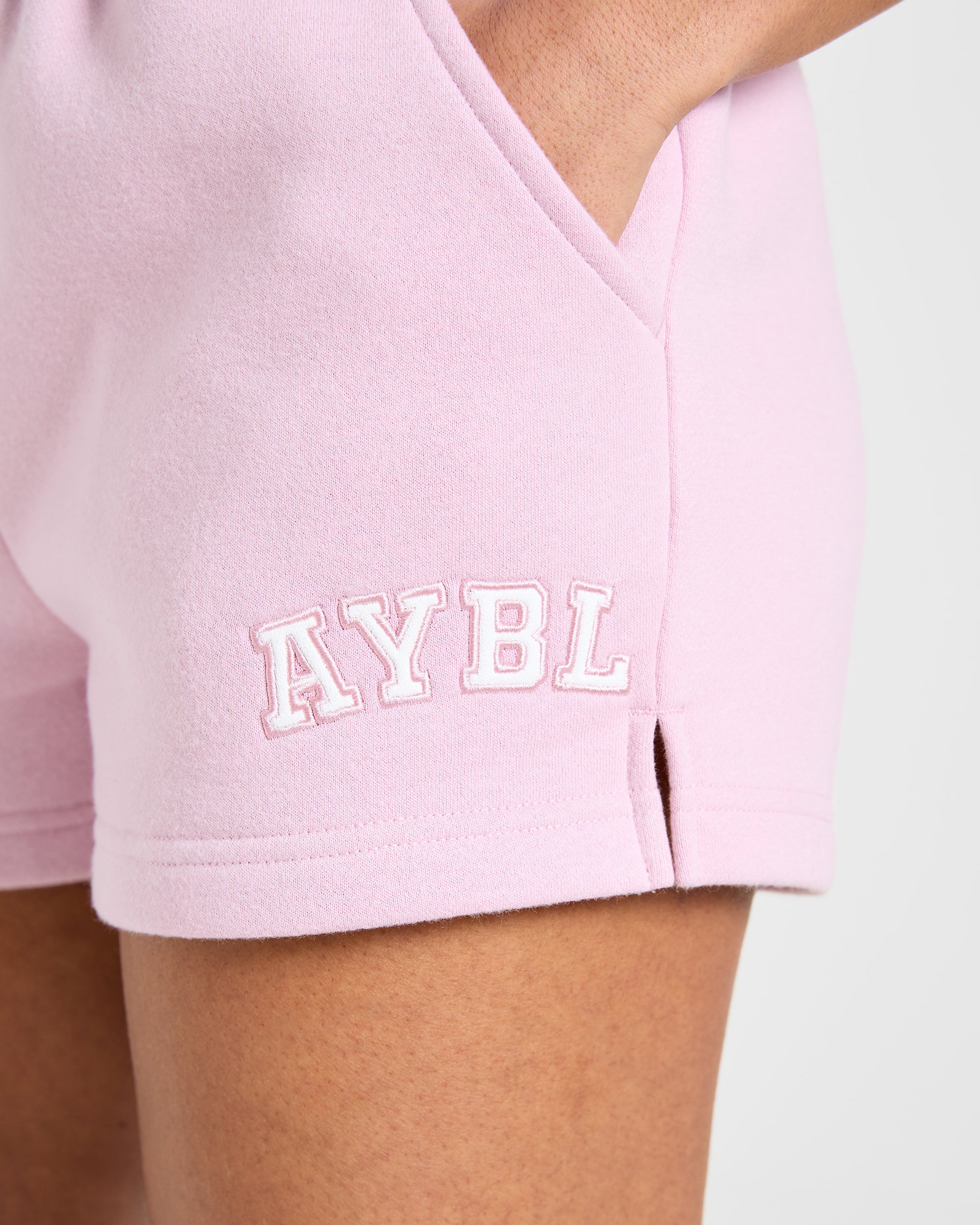 Varsity 2.0 Oversized Shorts - Iced Pink