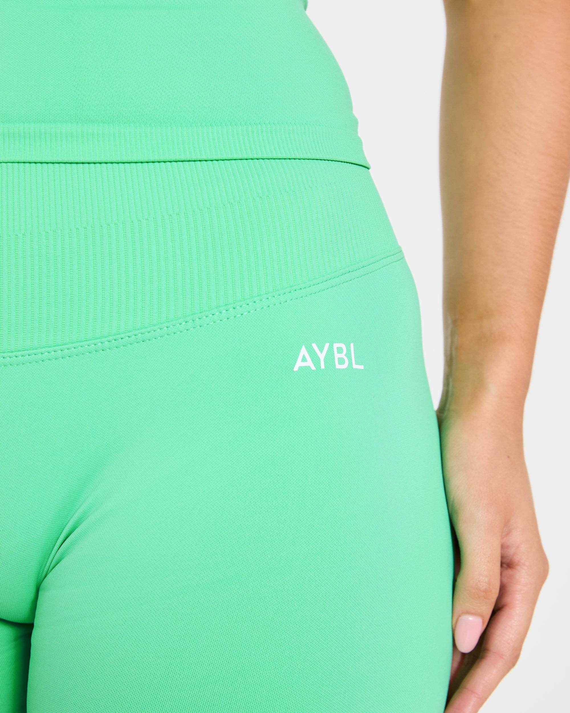 Enhance Seamless Shorts | 3.5" - Mint Green