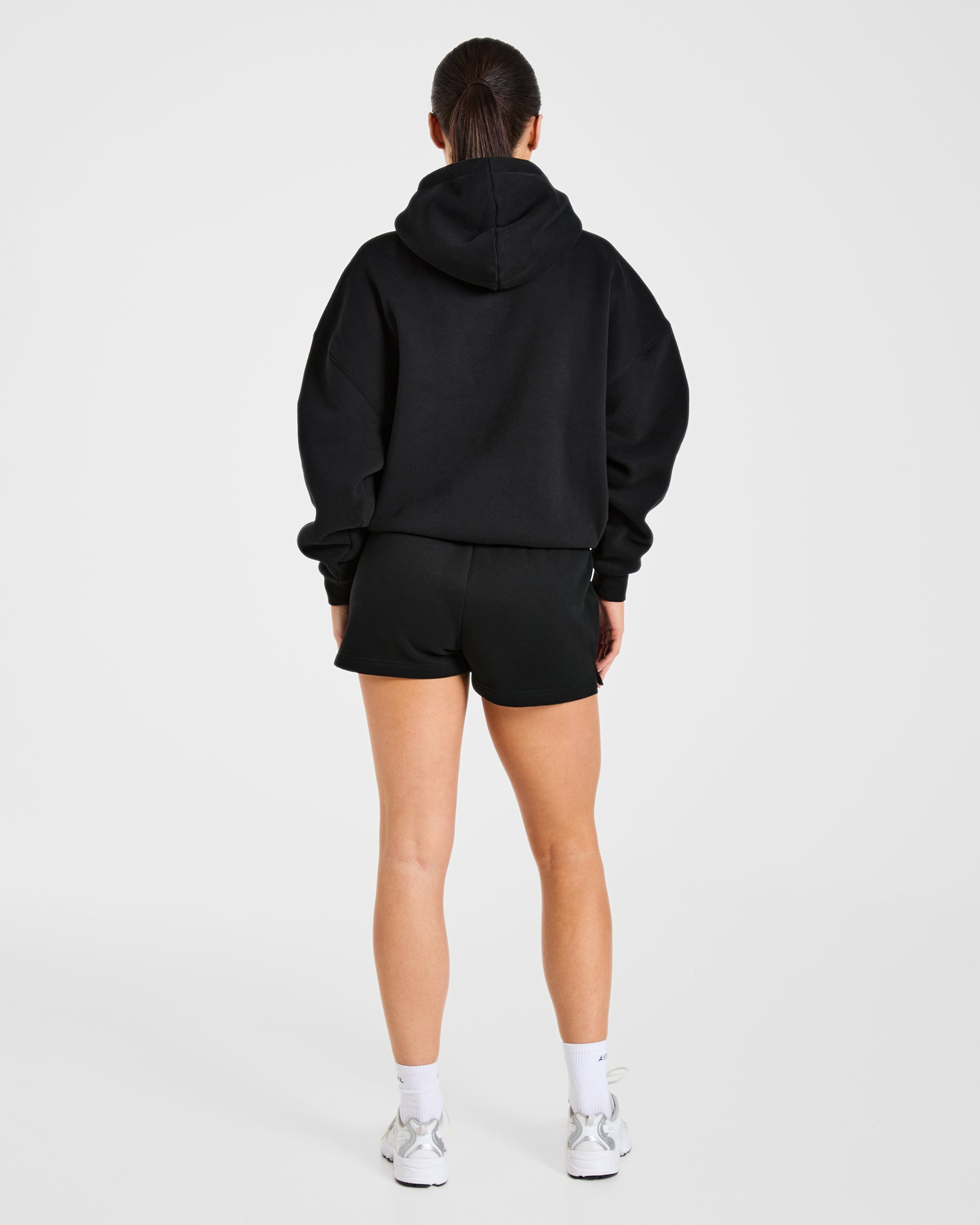Varsity 2.0 Oversized Shorts - Black
