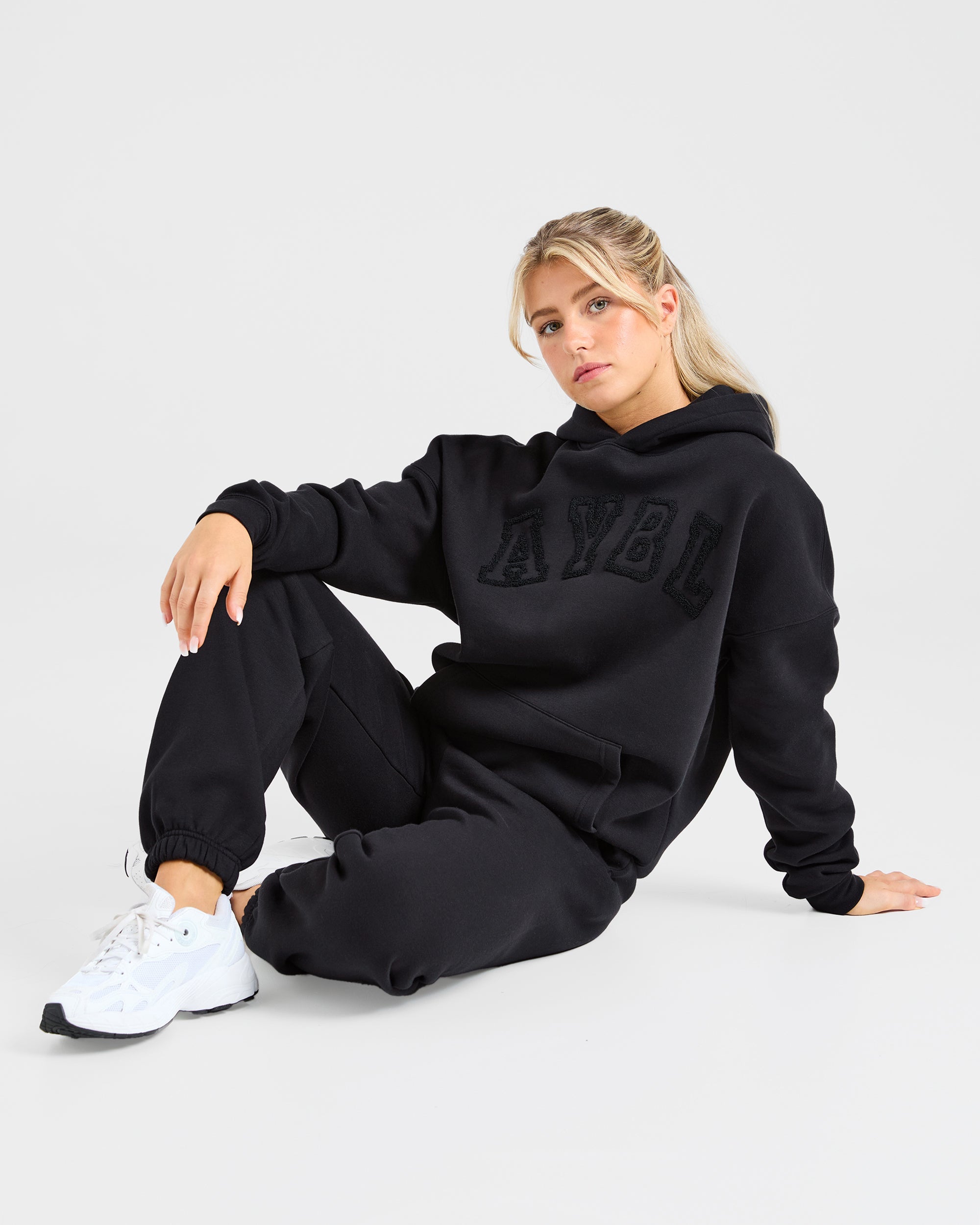 Varsity Oversized Outline Hoodie - Black