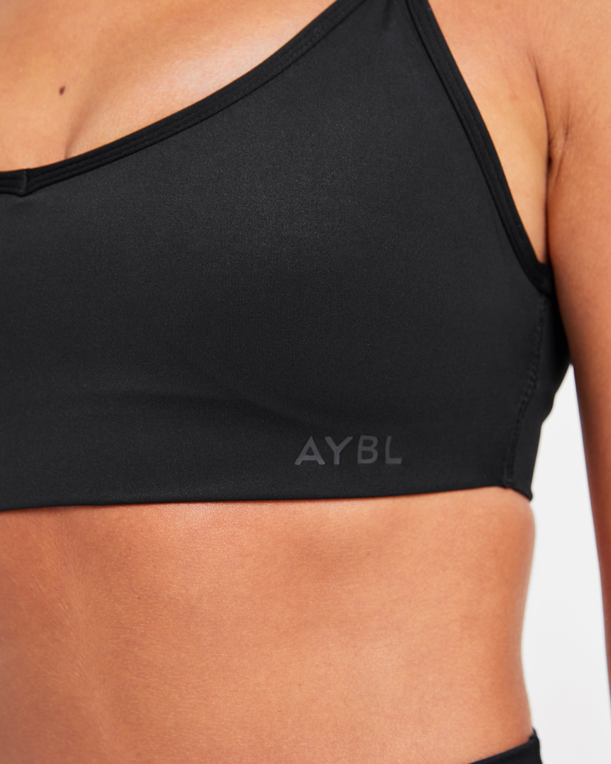 Sculpt Wrap Sports Bra - Black