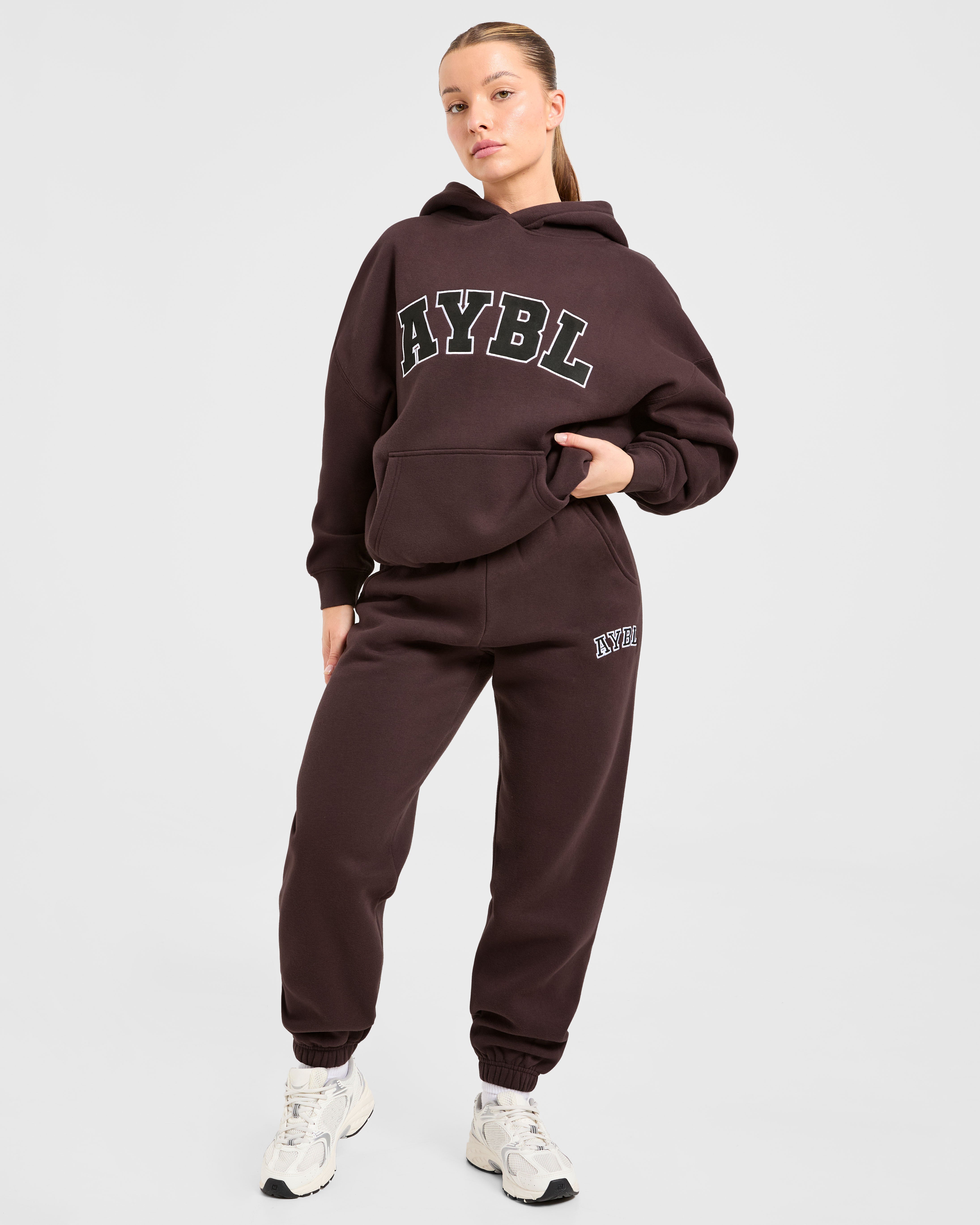 Varsity 2.0 Oversized Joggers - Cocoa Brown