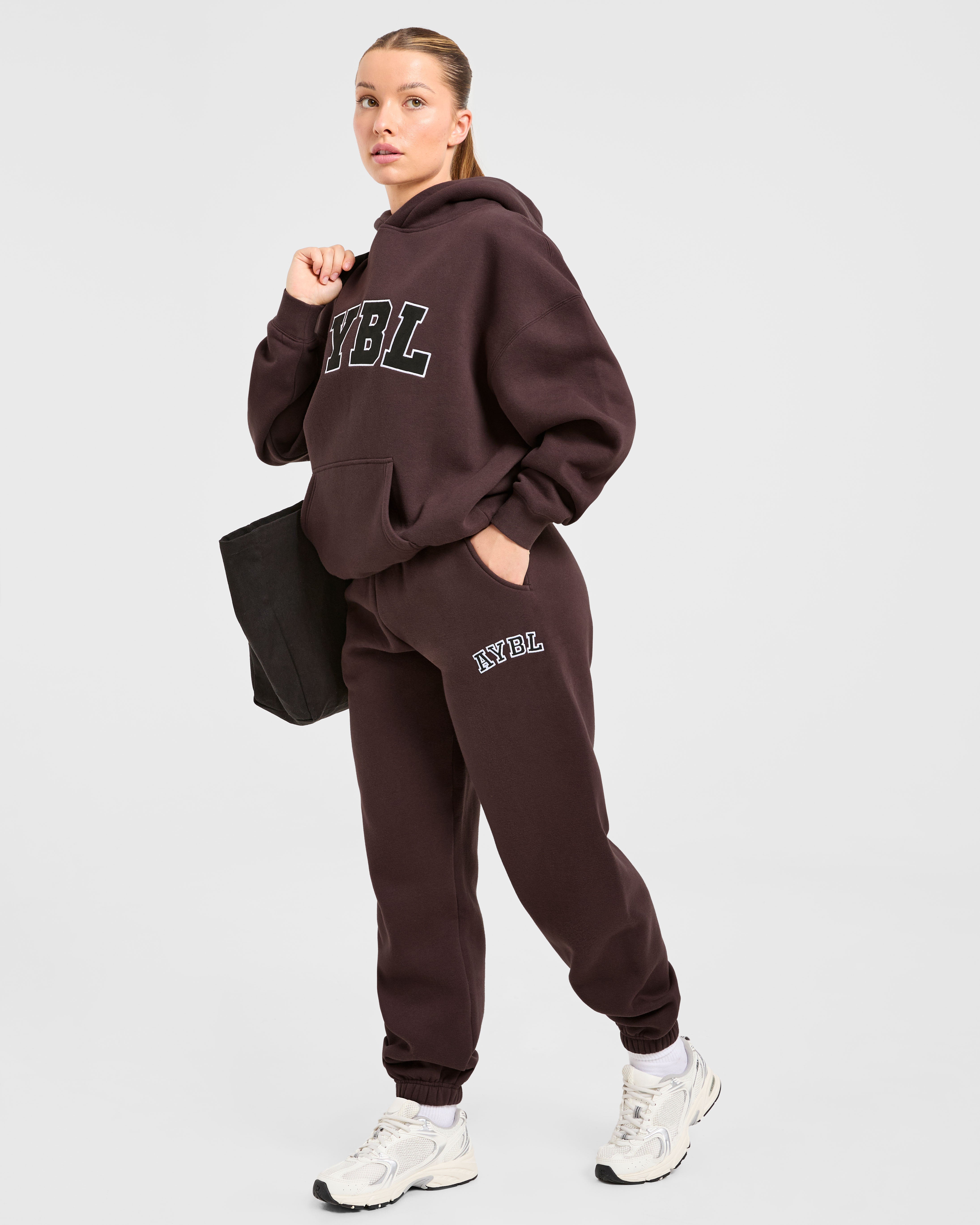Varsity 2.0 Oversized Joggers - Cocoa Brown