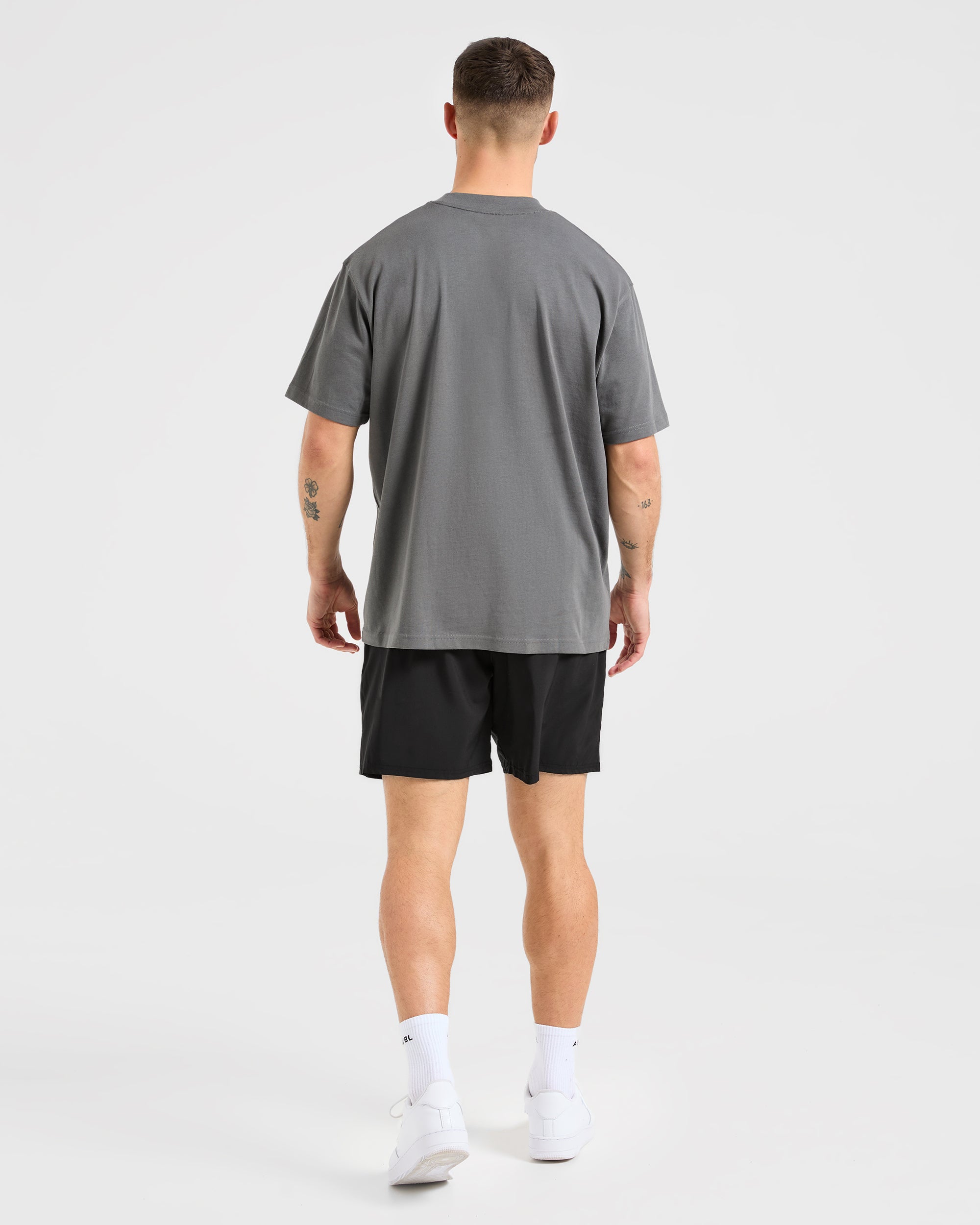 Core 7" Shorts - Black