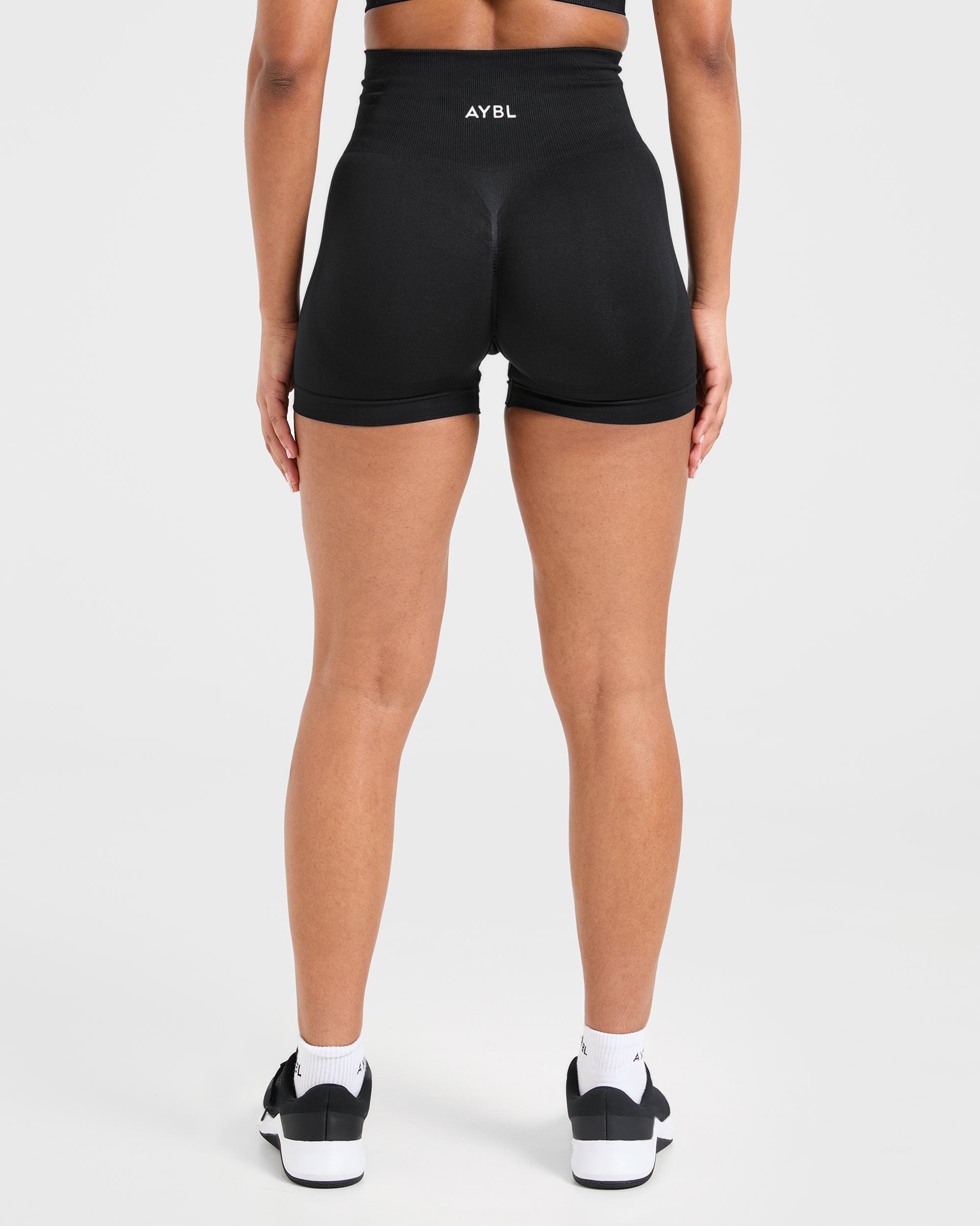 Empower Seamless Shorts - Black