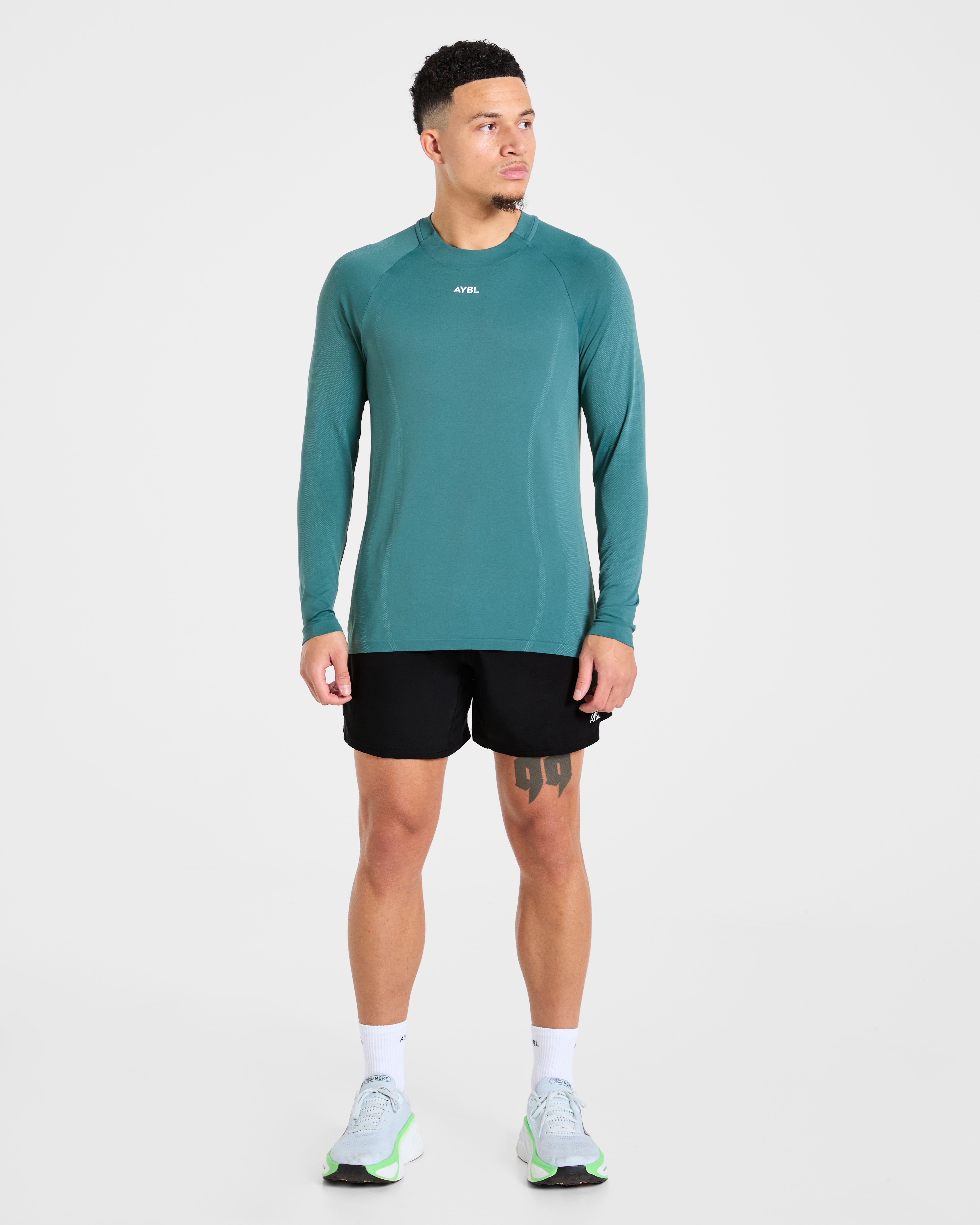 Attain Seamless Long Sleeve T Shirt - Pine Forest