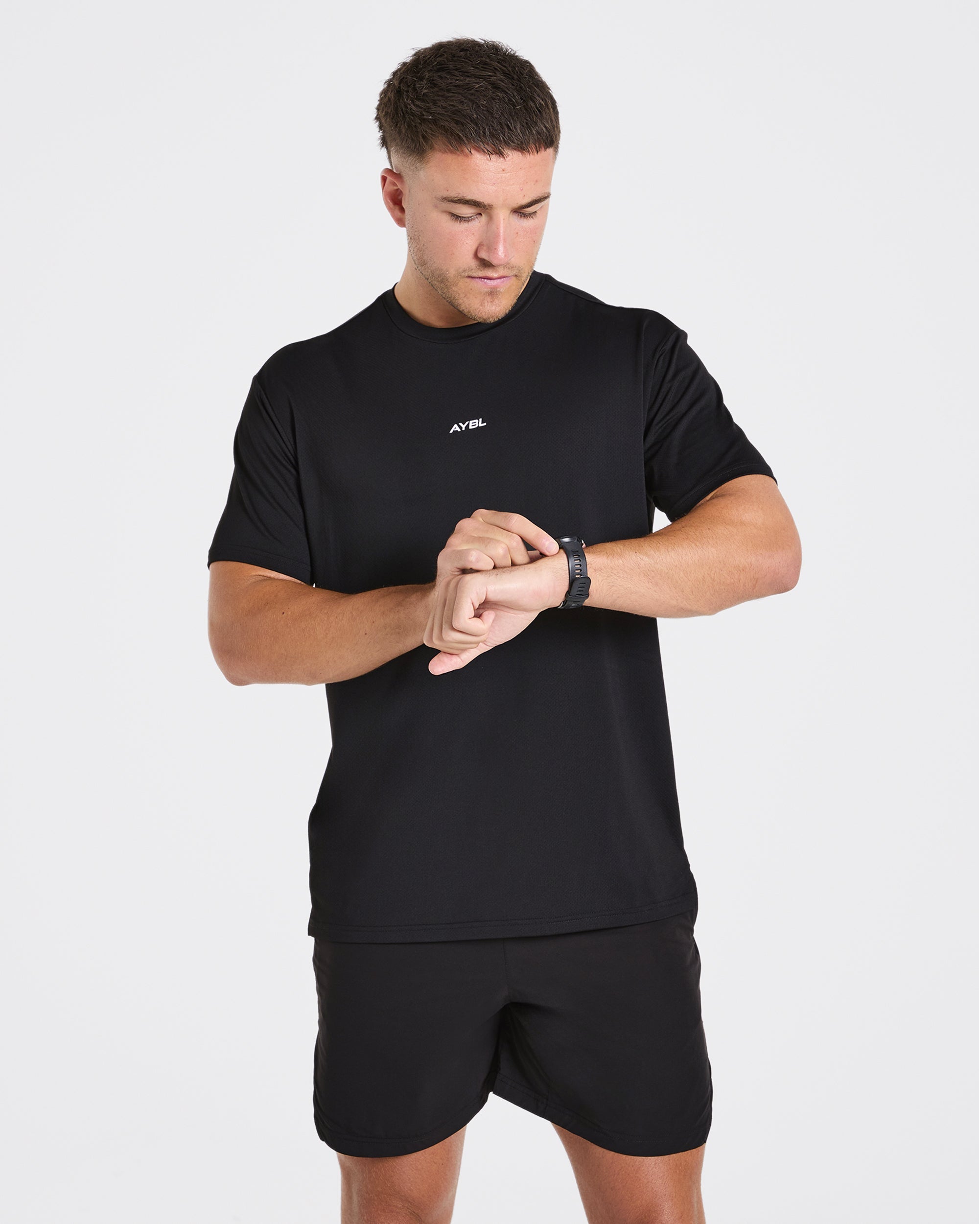 Motion Shorts - Black