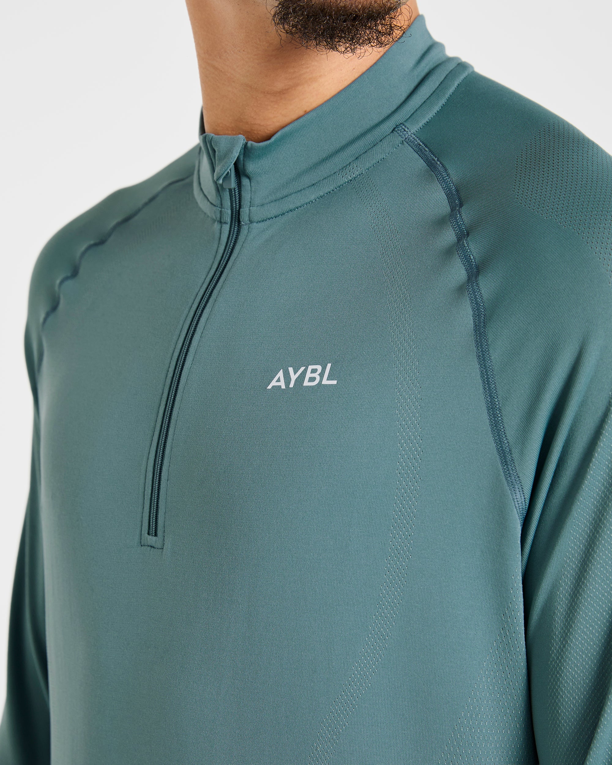 Attain Seamless 1/2 Zip Pullover - Titan Blue