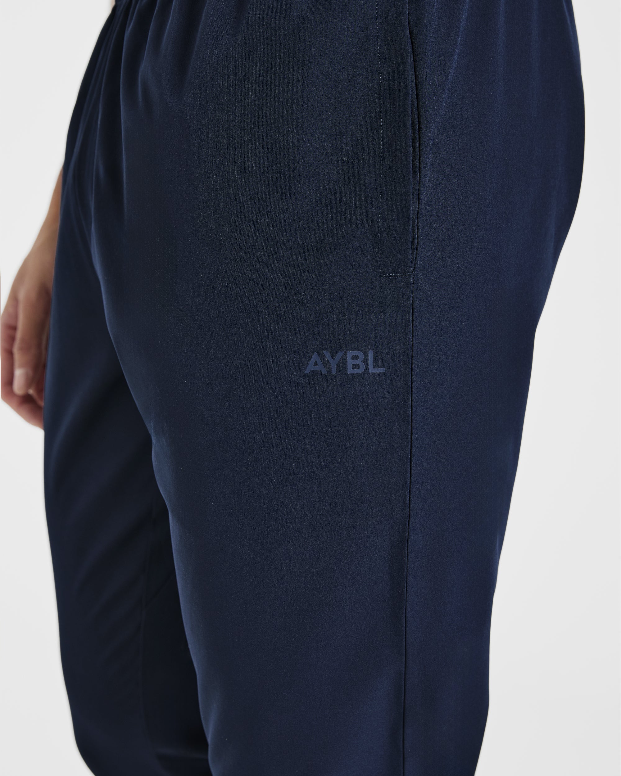 Ascend Woven Joggers - Navy
