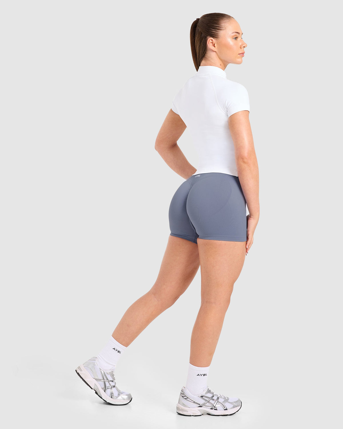 Enhance Seamless Short Sleeve Zip Up Jacket - White