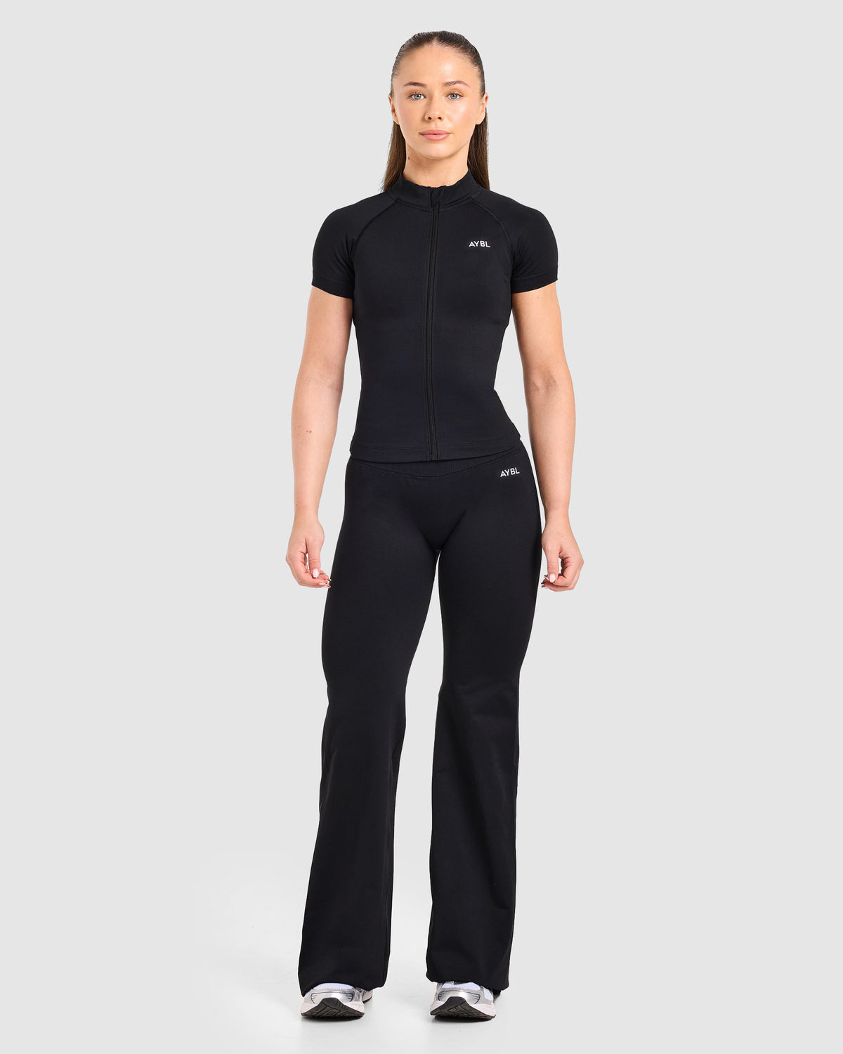 Enhance Seamless Short Sleeve Zip Up Jacket - Black