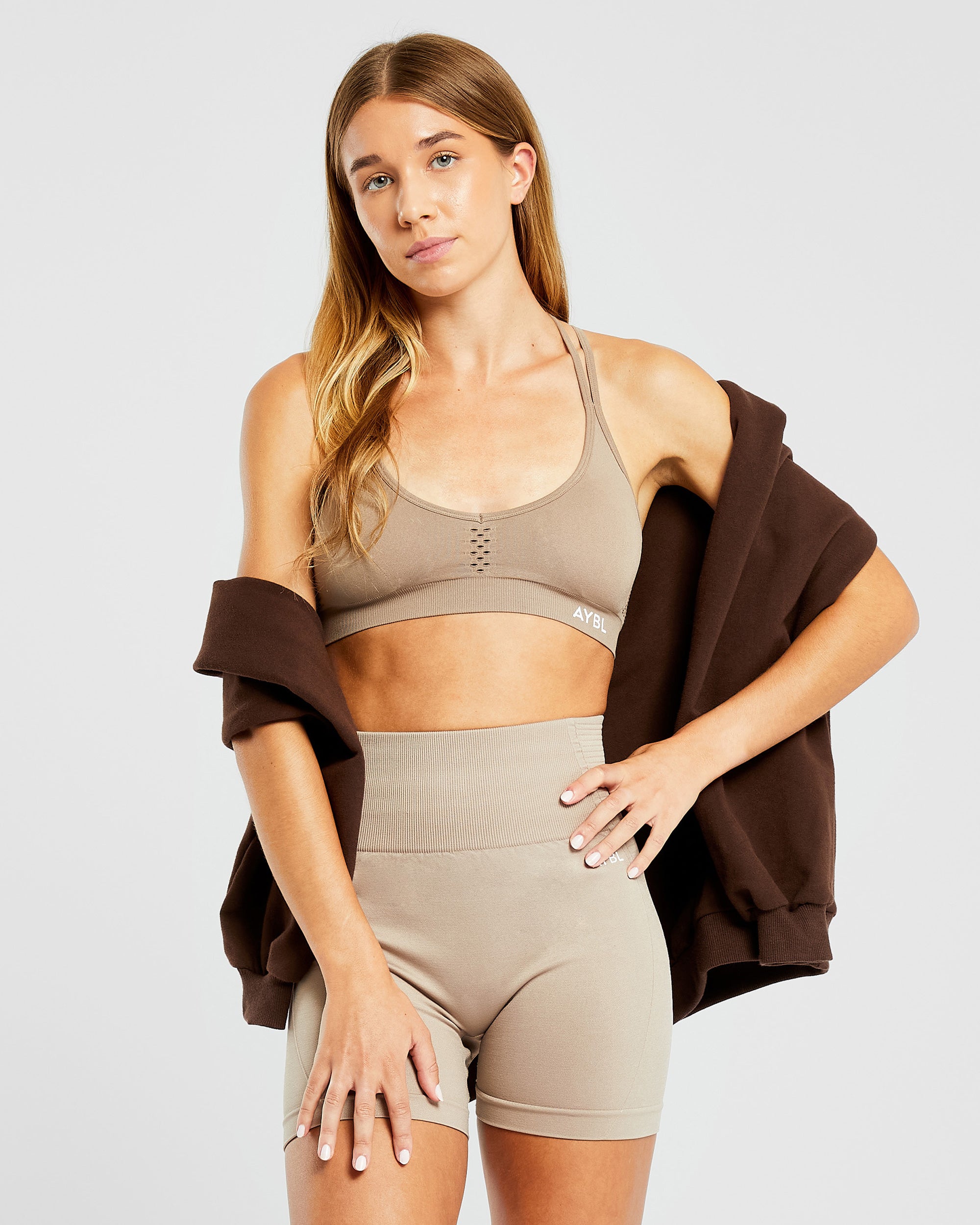 Essential Seamless Strappy Sports Bra - Muted Mocha