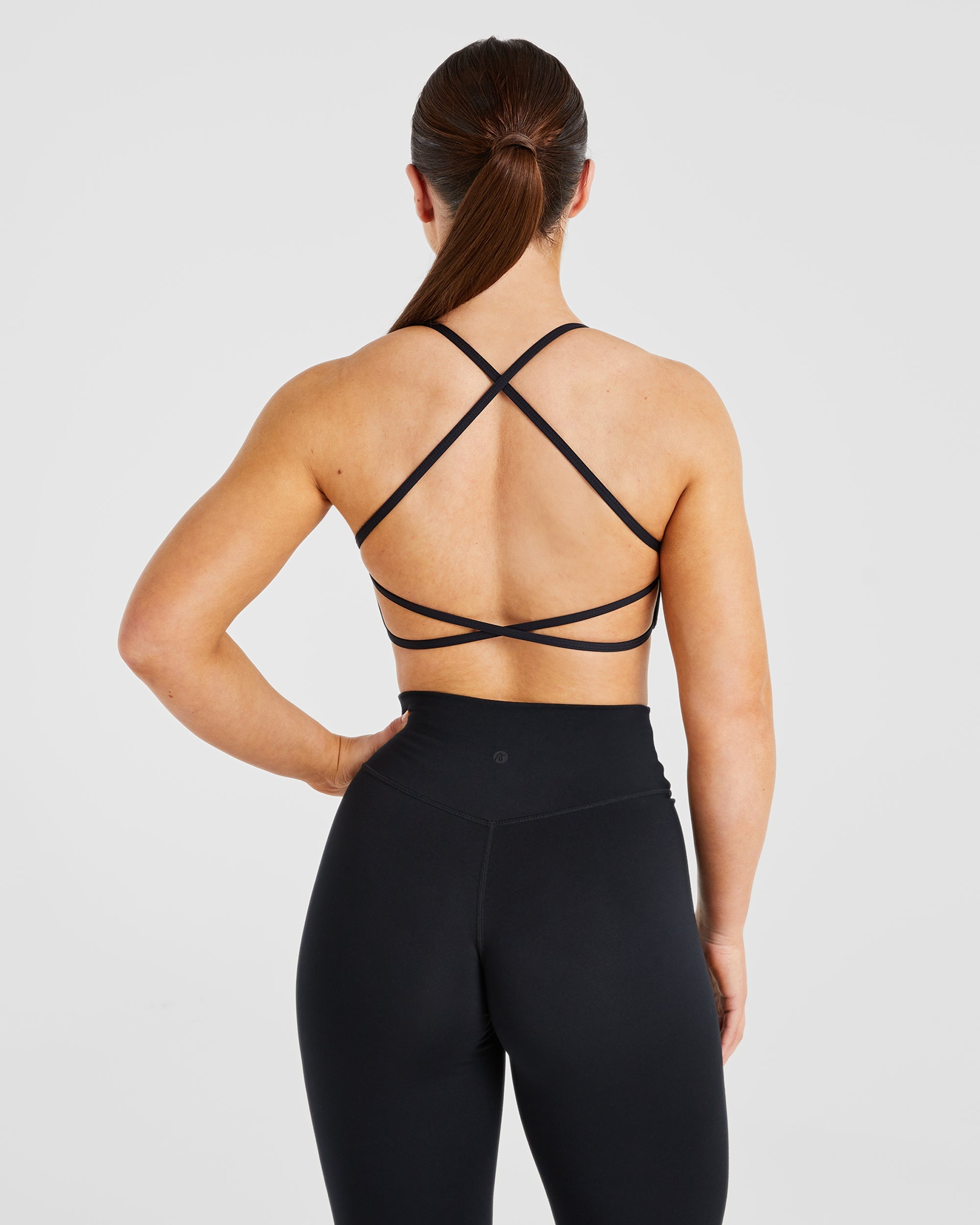 Essential Crossback Sports Bra - Black