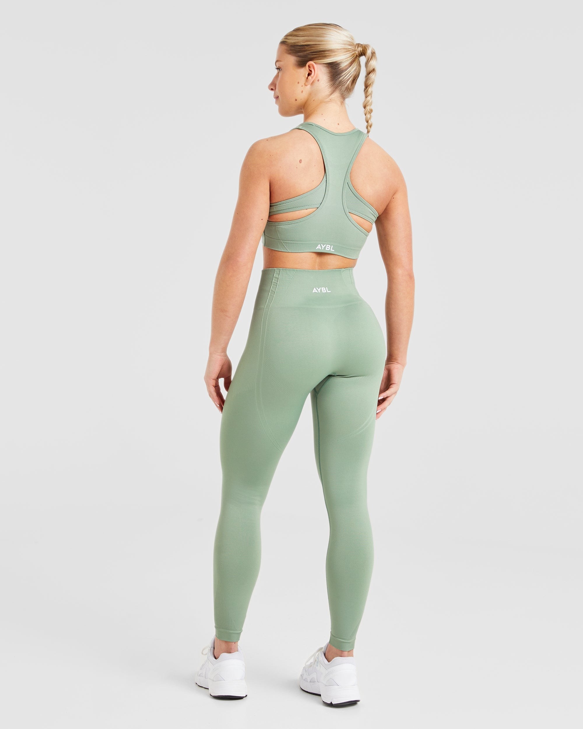 Balance V3 Seamless Sports Bra - Grove Green