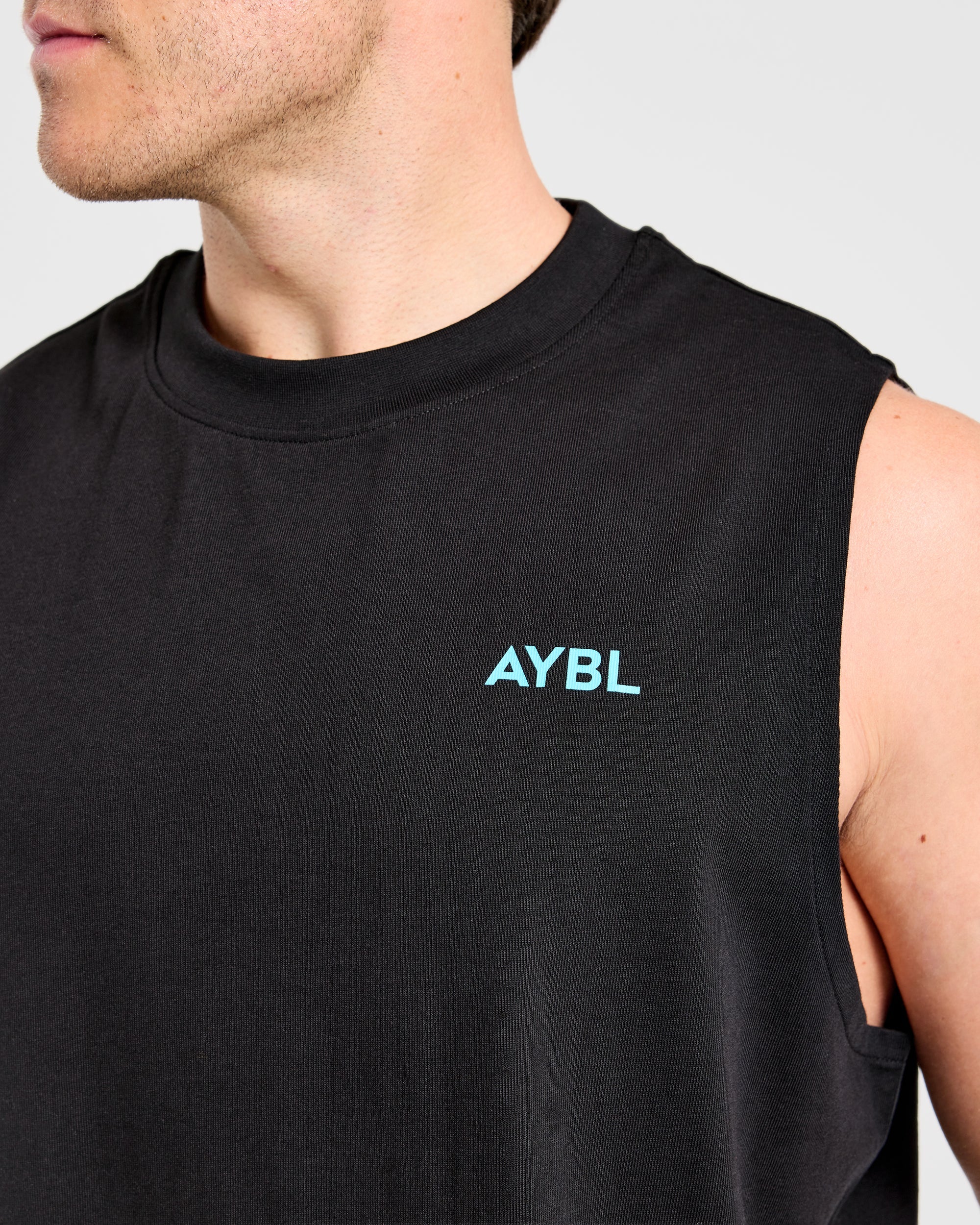 Essential Oversized Graphic Tank - Black/Aqua