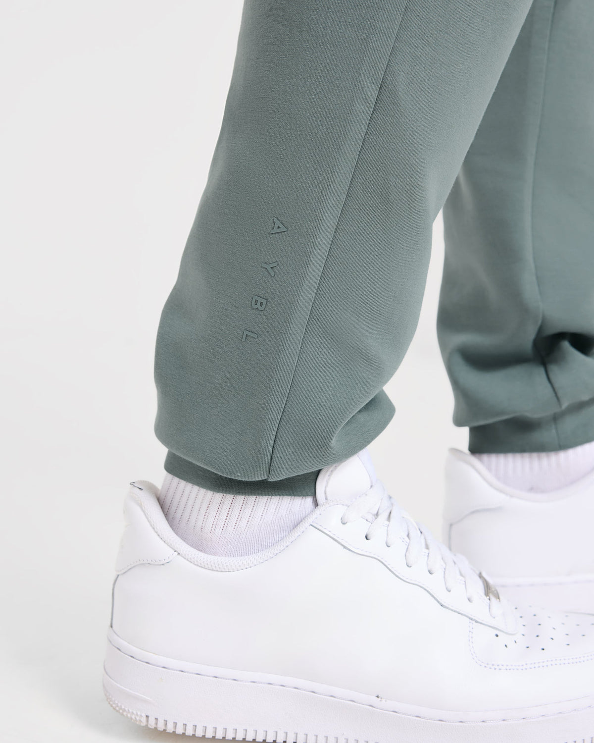 Reinforce Performance Joggers - Muted Teal