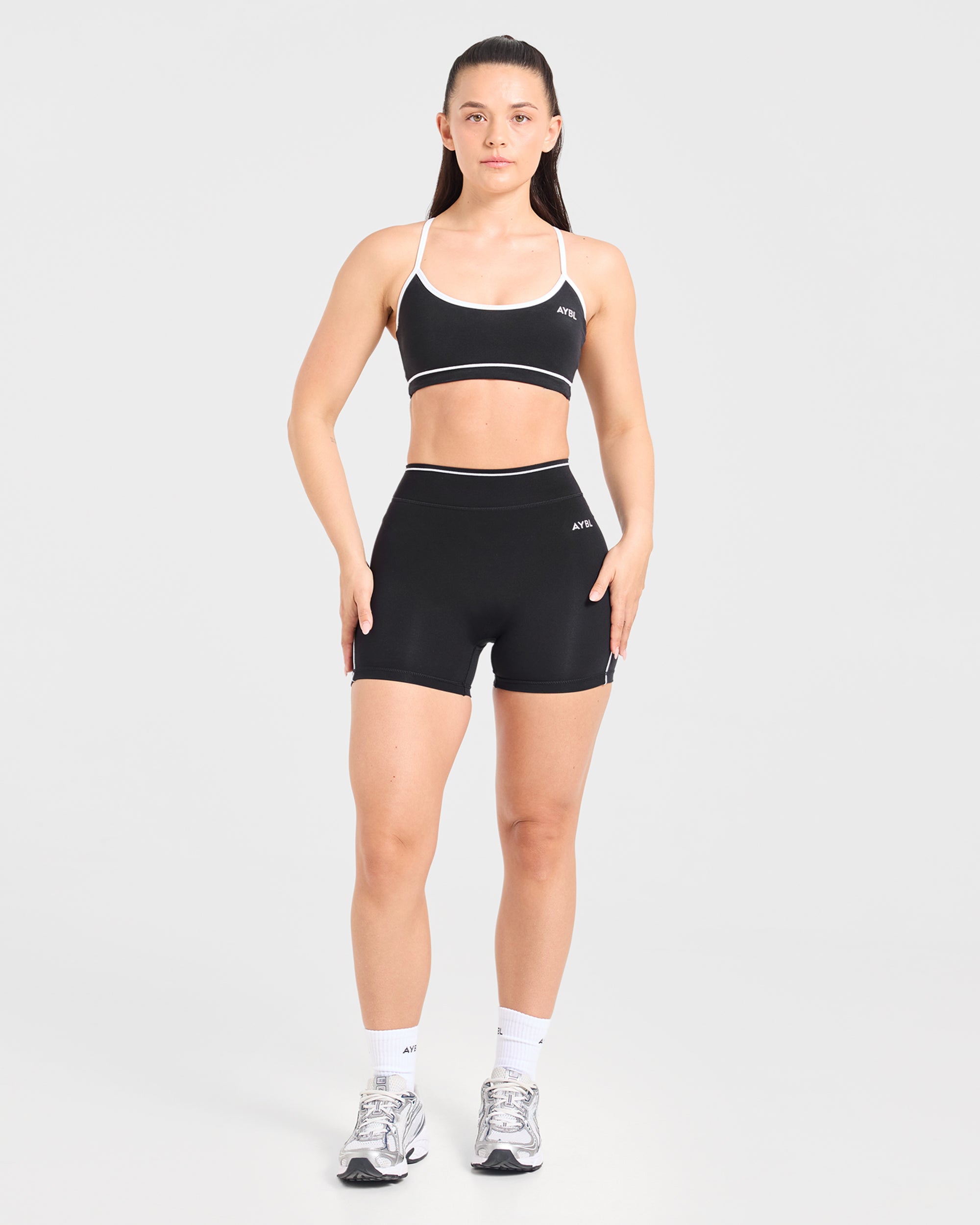 Form Shorts - Black