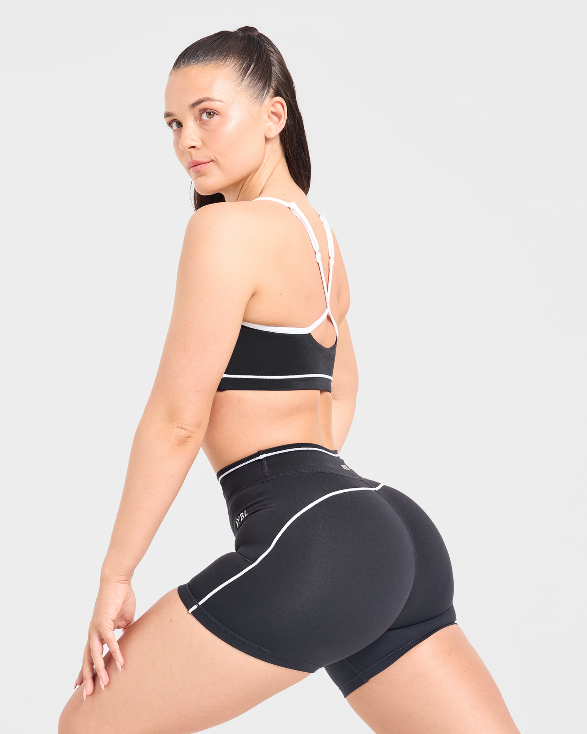 Form Shorts - Black
