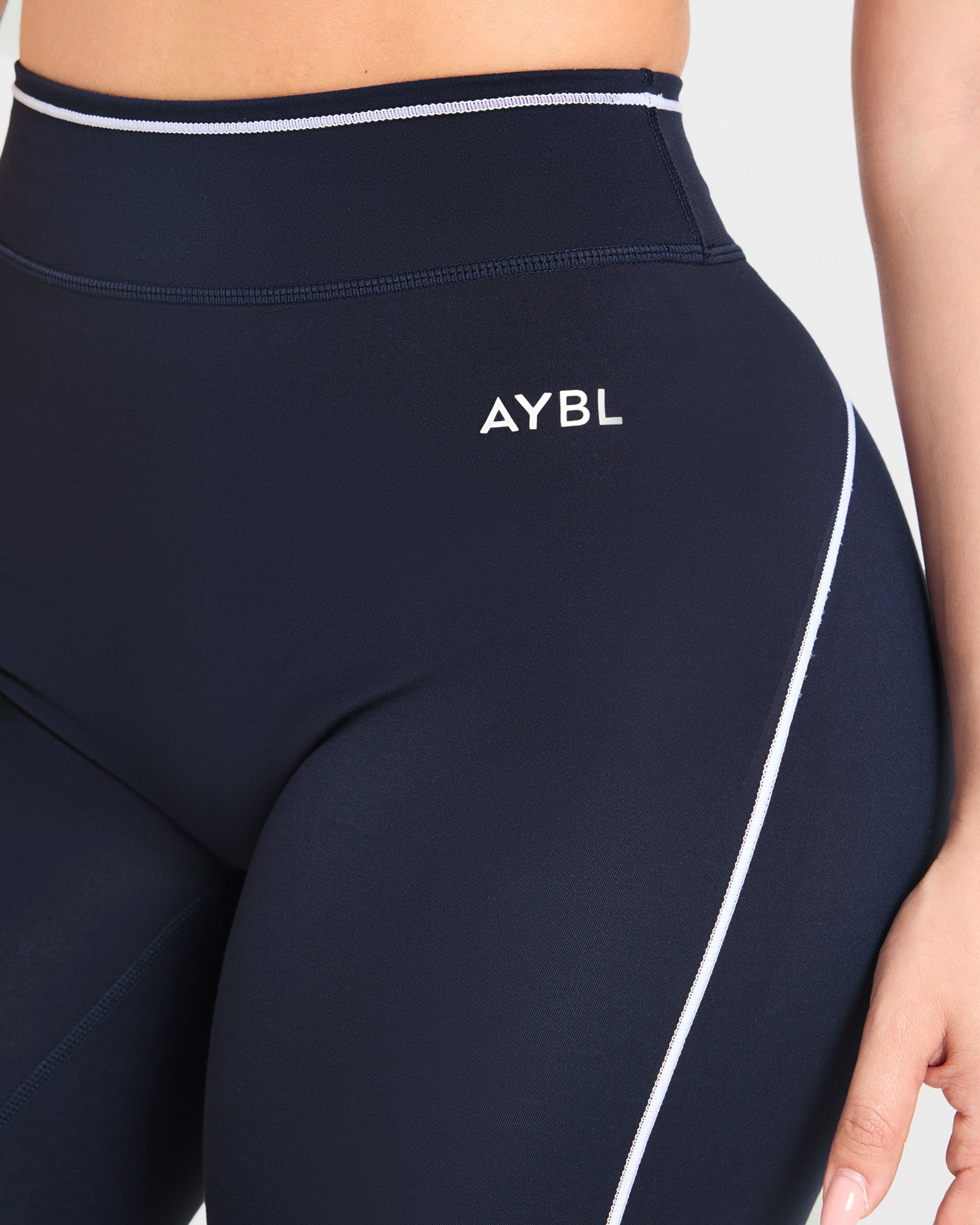 Form Capris - Muted Navy