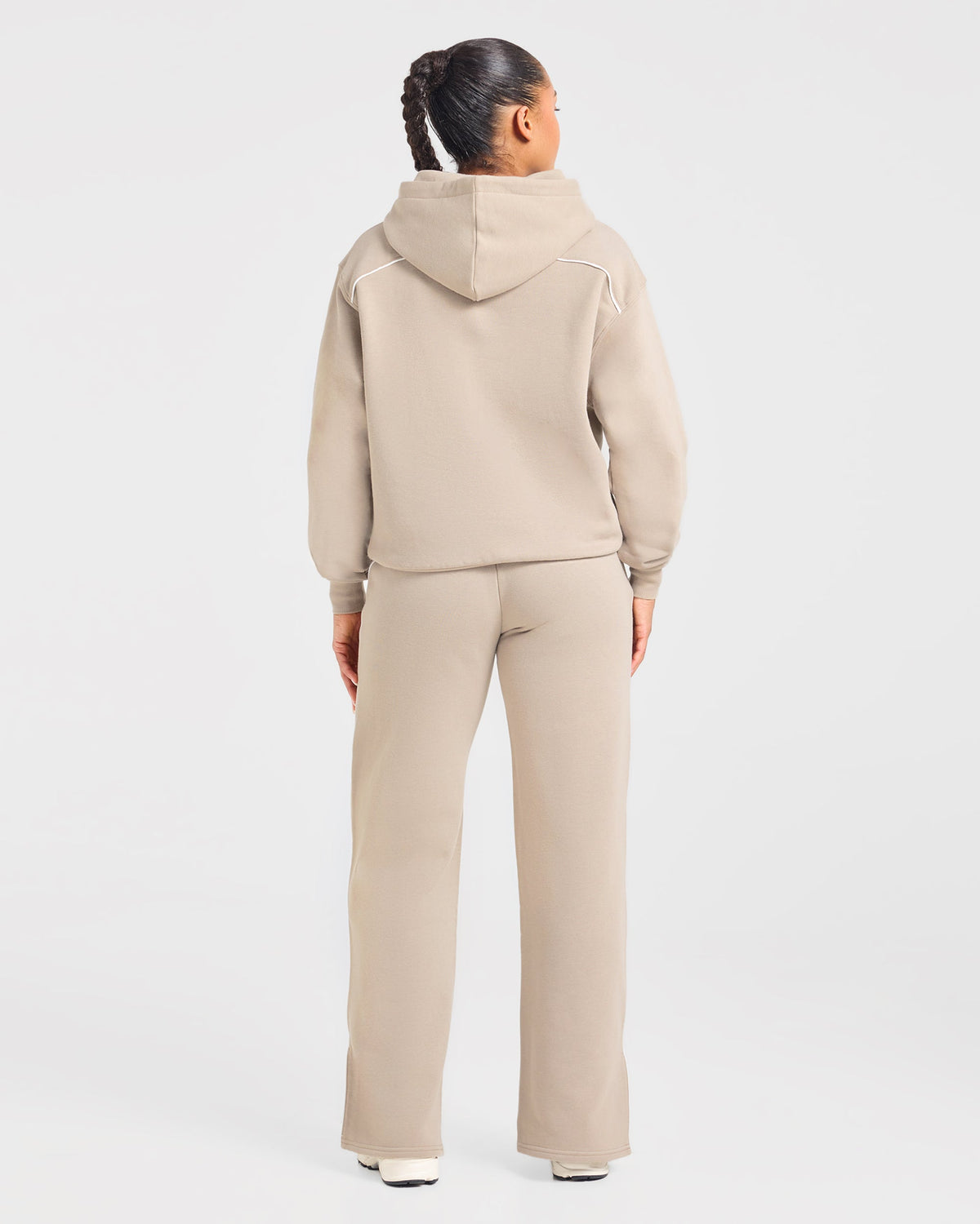 Form Straight Leg Joggers - Mocha